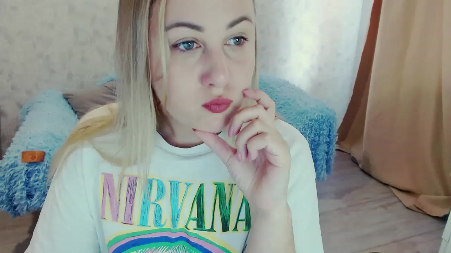 Gallery image thumbnail from Heart_beat07's myfreecams stream on, 06/19/2023, 08:07 image 15 of 20