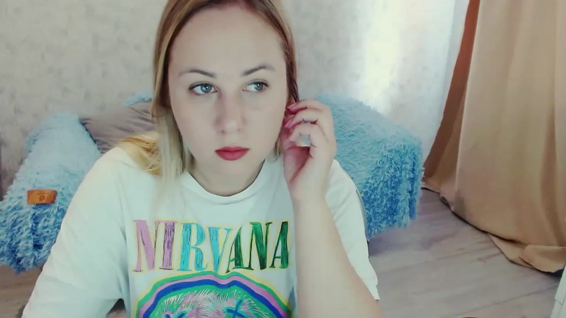 Gallery image thumbnail from Heart_beat07's myfreecams stream on, 06/19/2023, 08:07 image 10 of 20