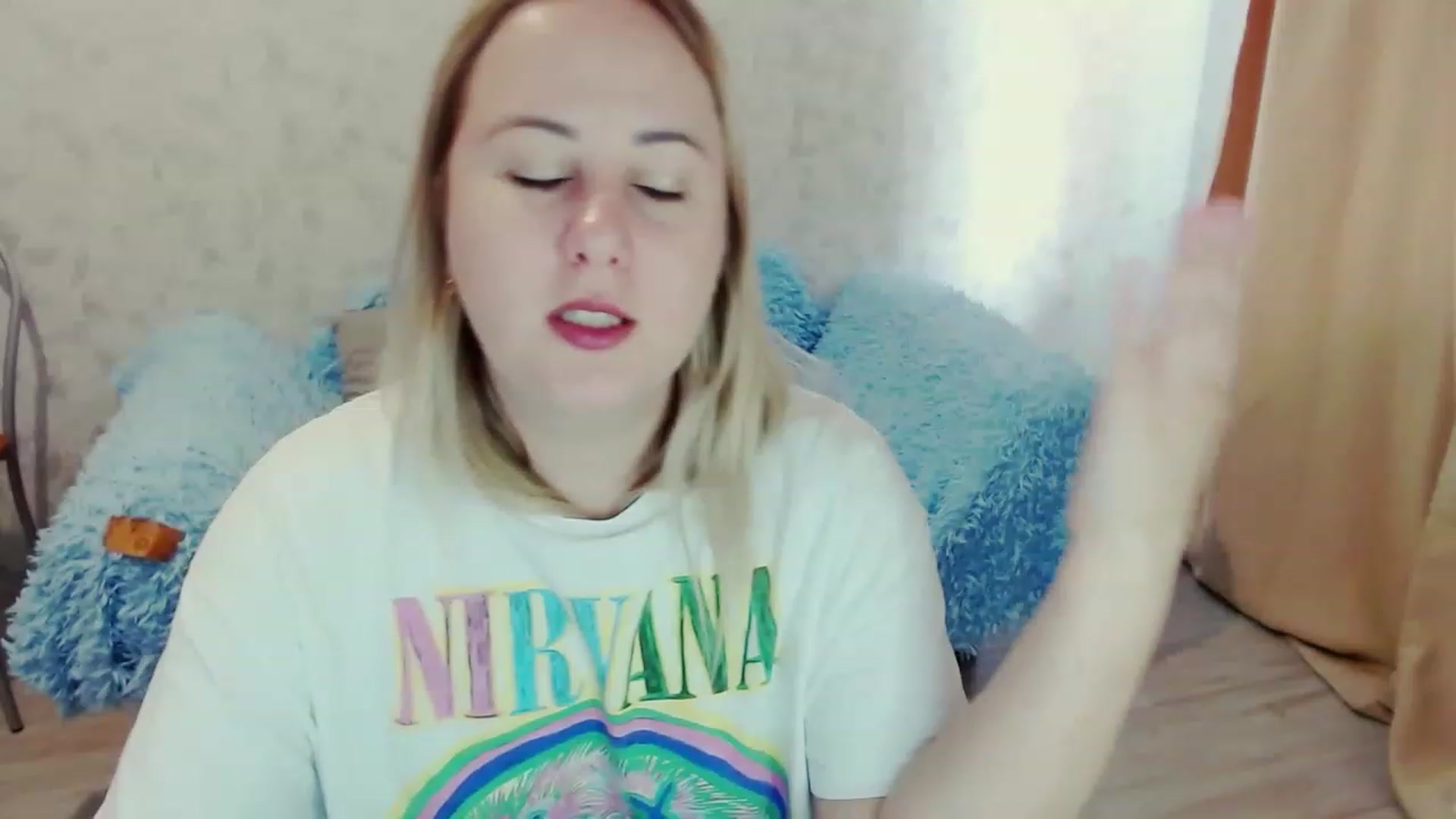 Gallery image thumbnail from Heart_beat07's myfreecams stream on, 06/19/2023, 09:32 image 16 of 20