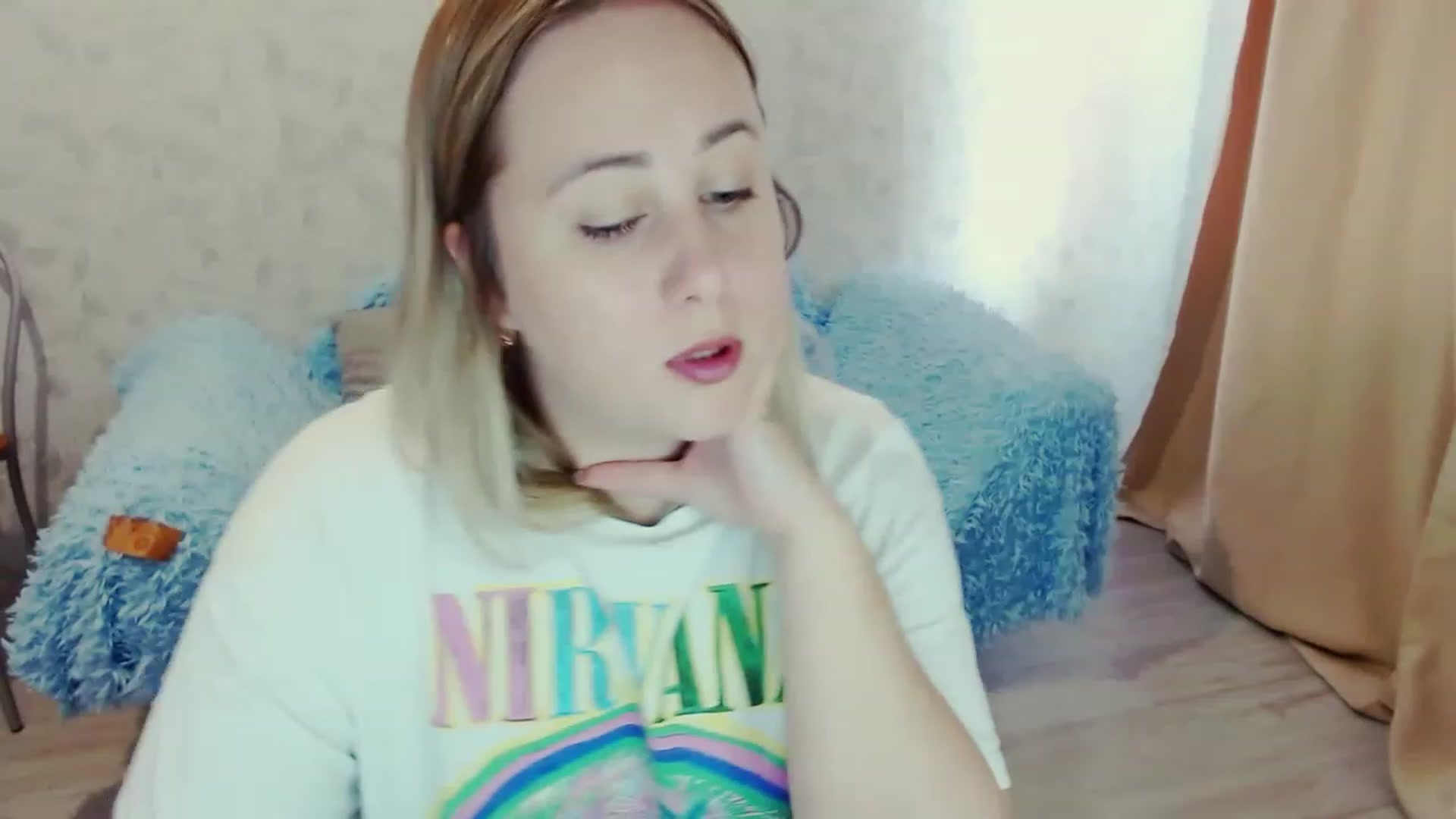 Gallery image thumbnail from Heart_beat07's myfreecams stream on, 06/19/2023, 09:32 image 14 of 20