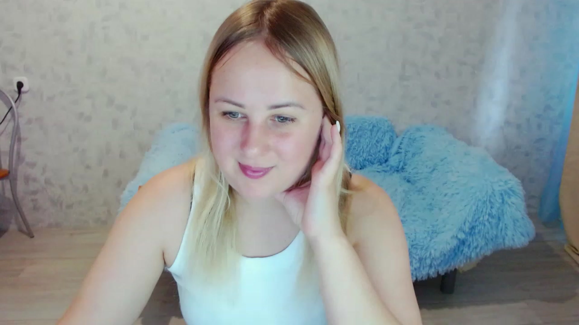 Gallery image thumbnail from Heart_beat07's myfreecams stream on, 07/15/2023, 13:09 image 18 of 20