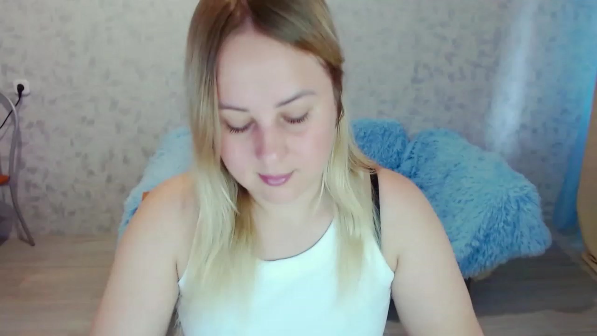Gallery image thumbnail from Heart_beat07's myfreecams stream on, 07/15/2023, 13:09 image 9 of 20