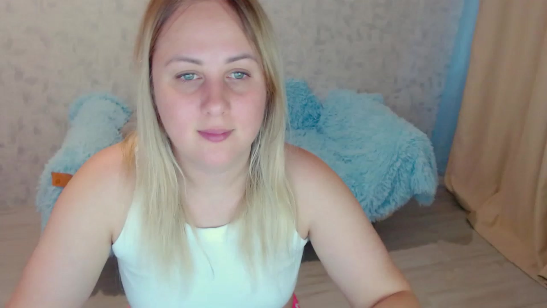 Gallery image thumbnail from Heart_beat07's myfreecams stream on, 07/15/2023, 23:11 image 17 of 20