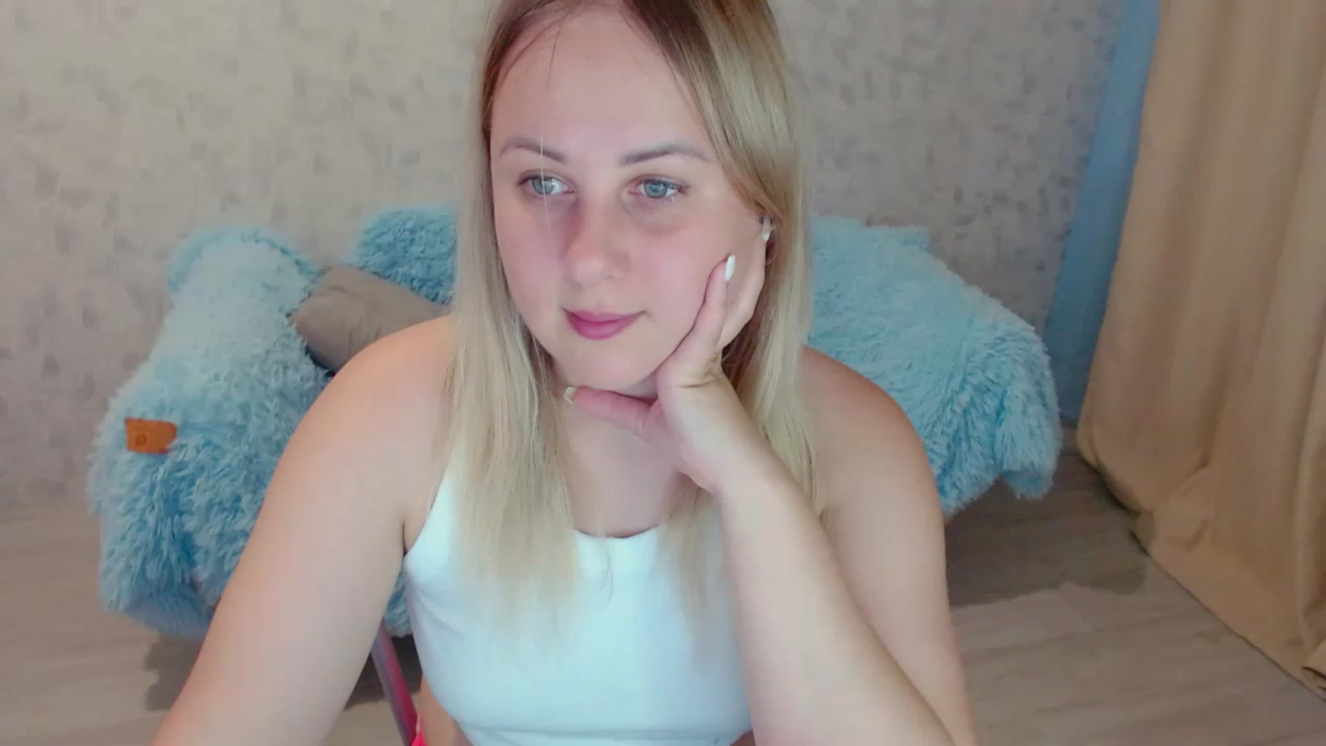 Gallery image thumbnail from Heart_beat07's myfreecams stream on, 07/15/2023, 23:11 image 5 of 20