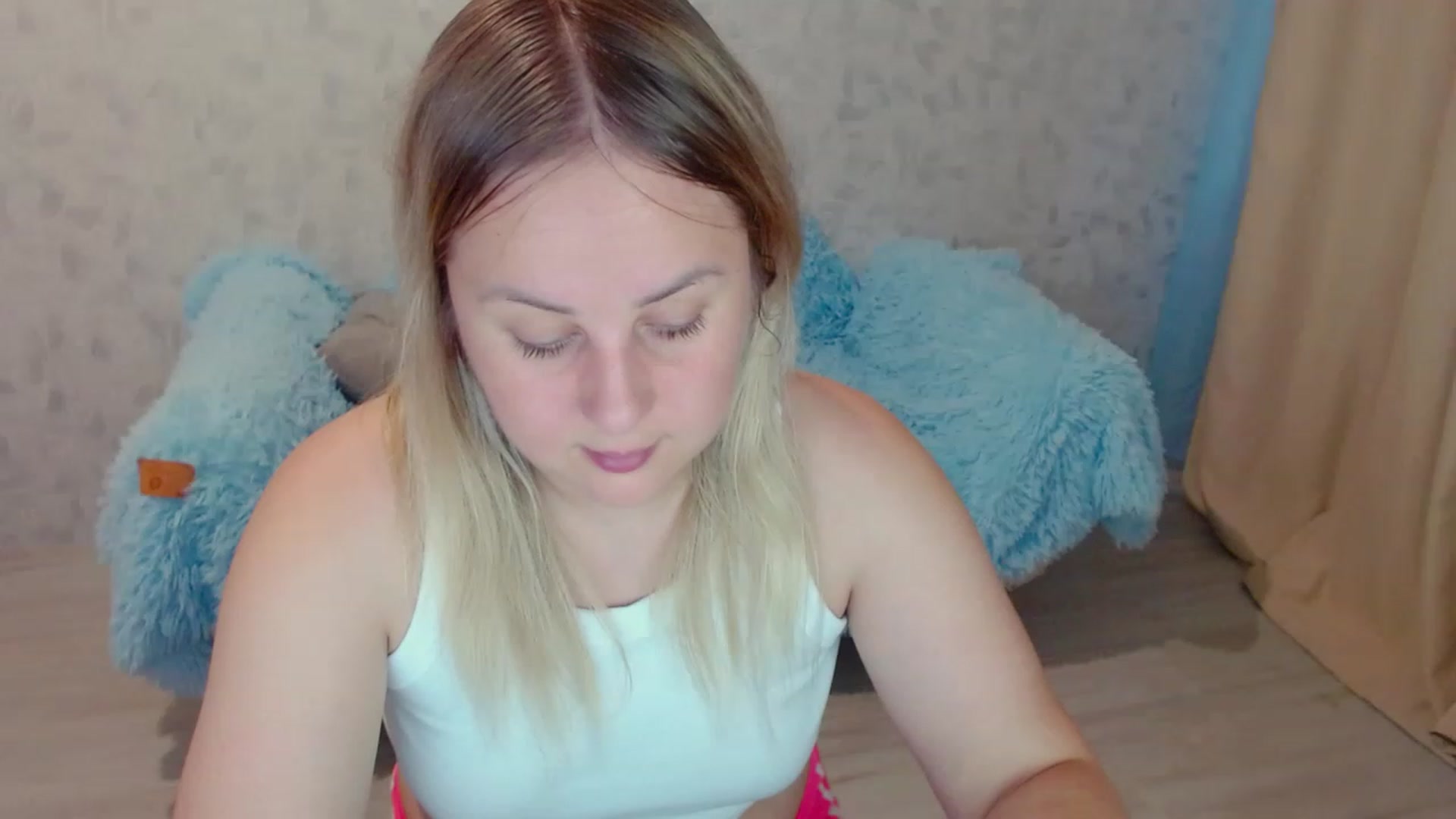 Gallery image thumbnail from Heart_beat07's myfreecams stream on, 07/15/2023, 23:11 image 13 of 20