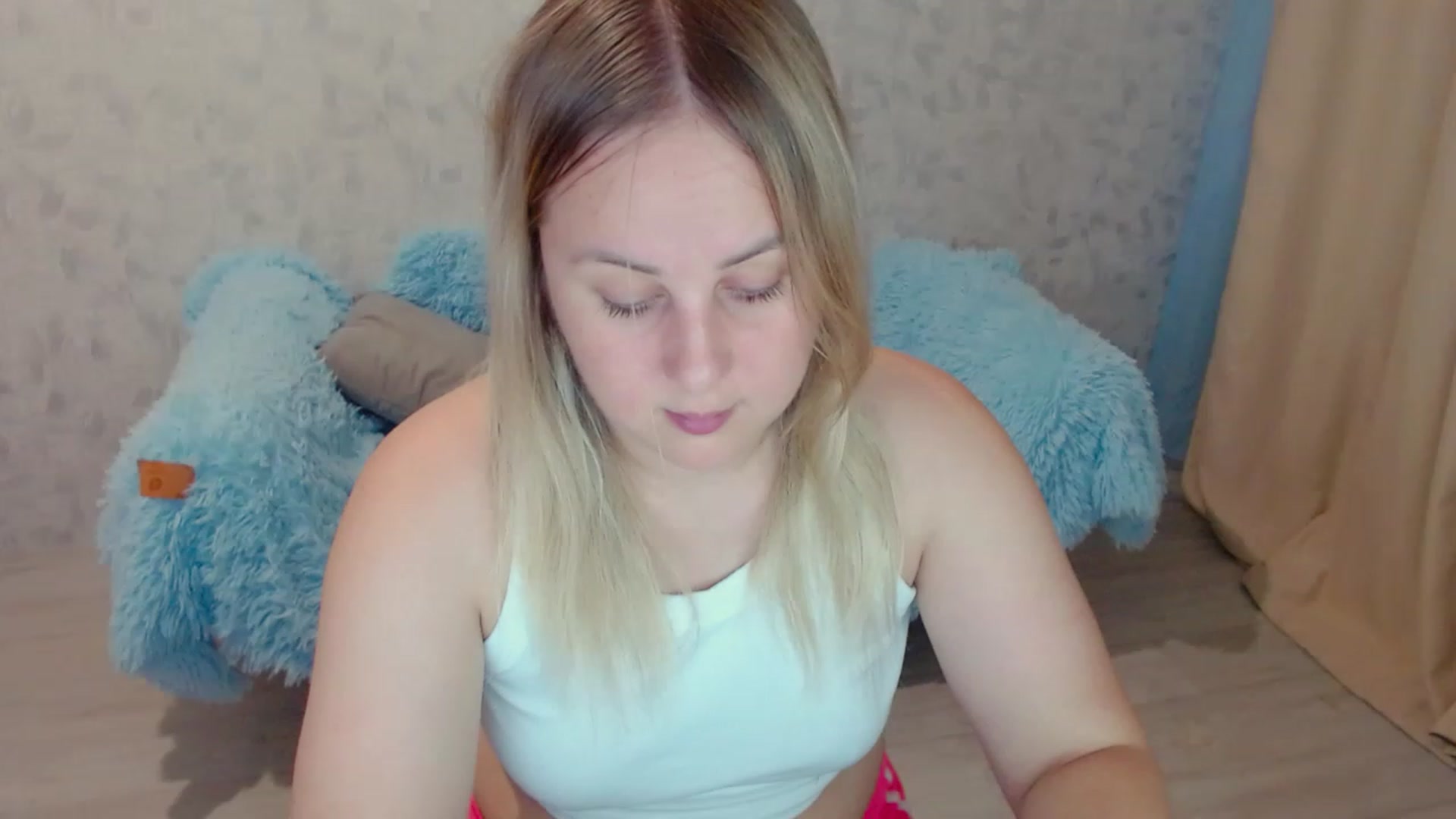 Gallery image thumbnail from Heart_beat07's myfreecams stream on, 07/15/2023, 23:11 image 4 of 20