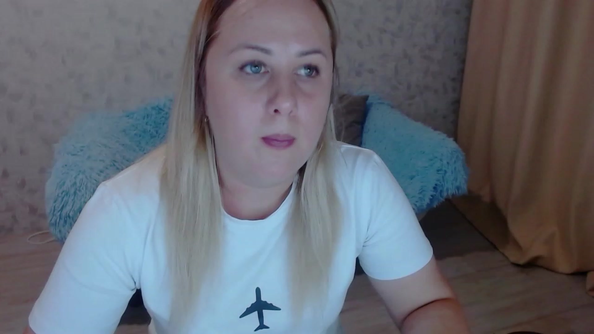 Gallery image thumbnail from Heart_beat07's myfreecams stream on, 07/27/2023, 15:35 image 13 of 20
