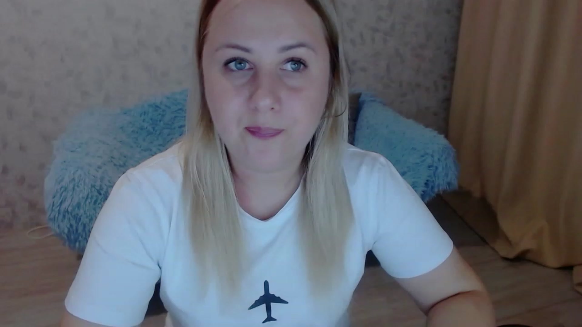 Gallery image thumbnail from Heart_beat07's myfreecams stream on, 07/27/2023, 15:35 image 10 of 20