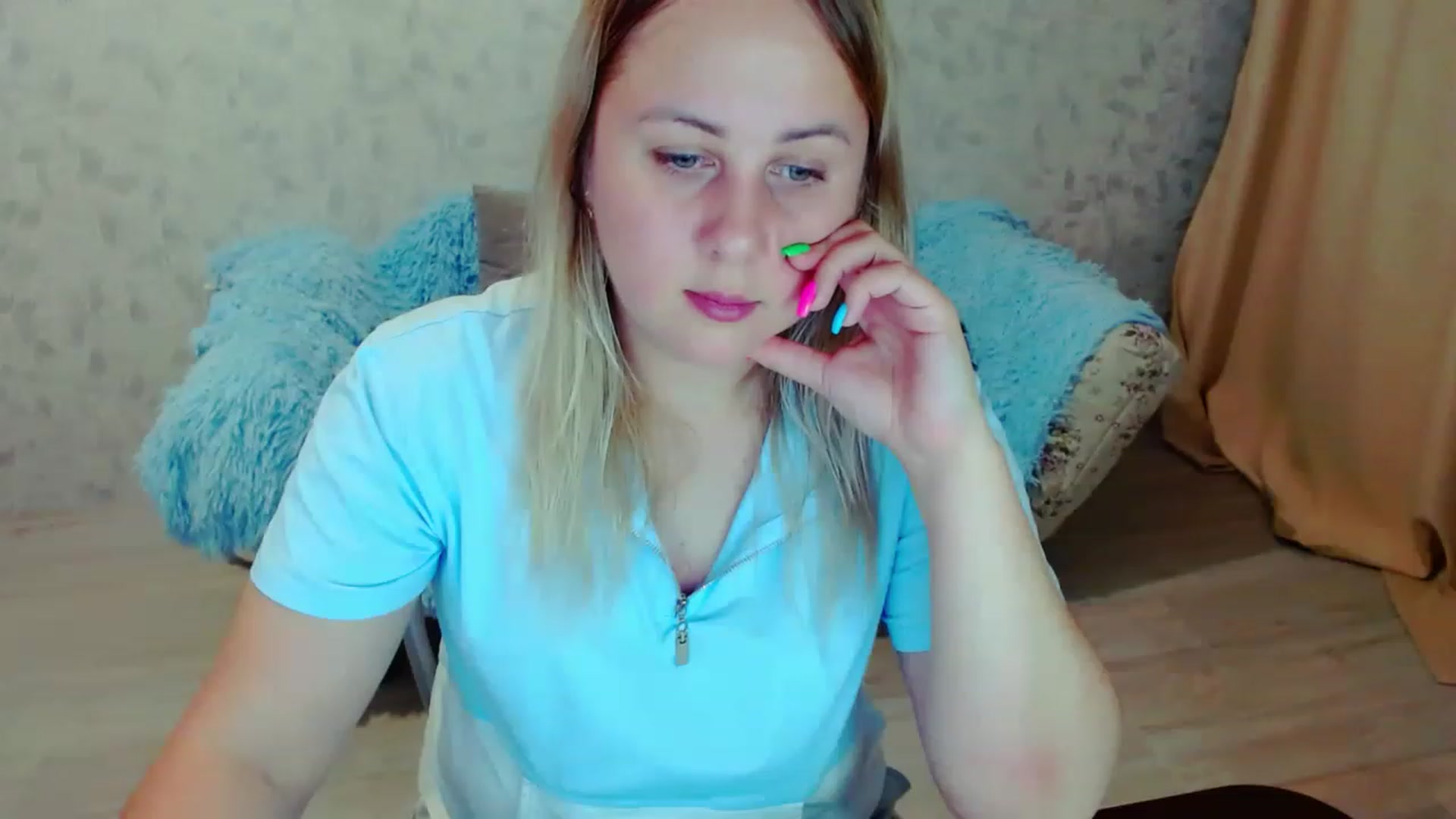 Gallery image thumbnail from Heart_beat07's myfreecams stream on, 08/02/2023, 21:12 image 15 of 20