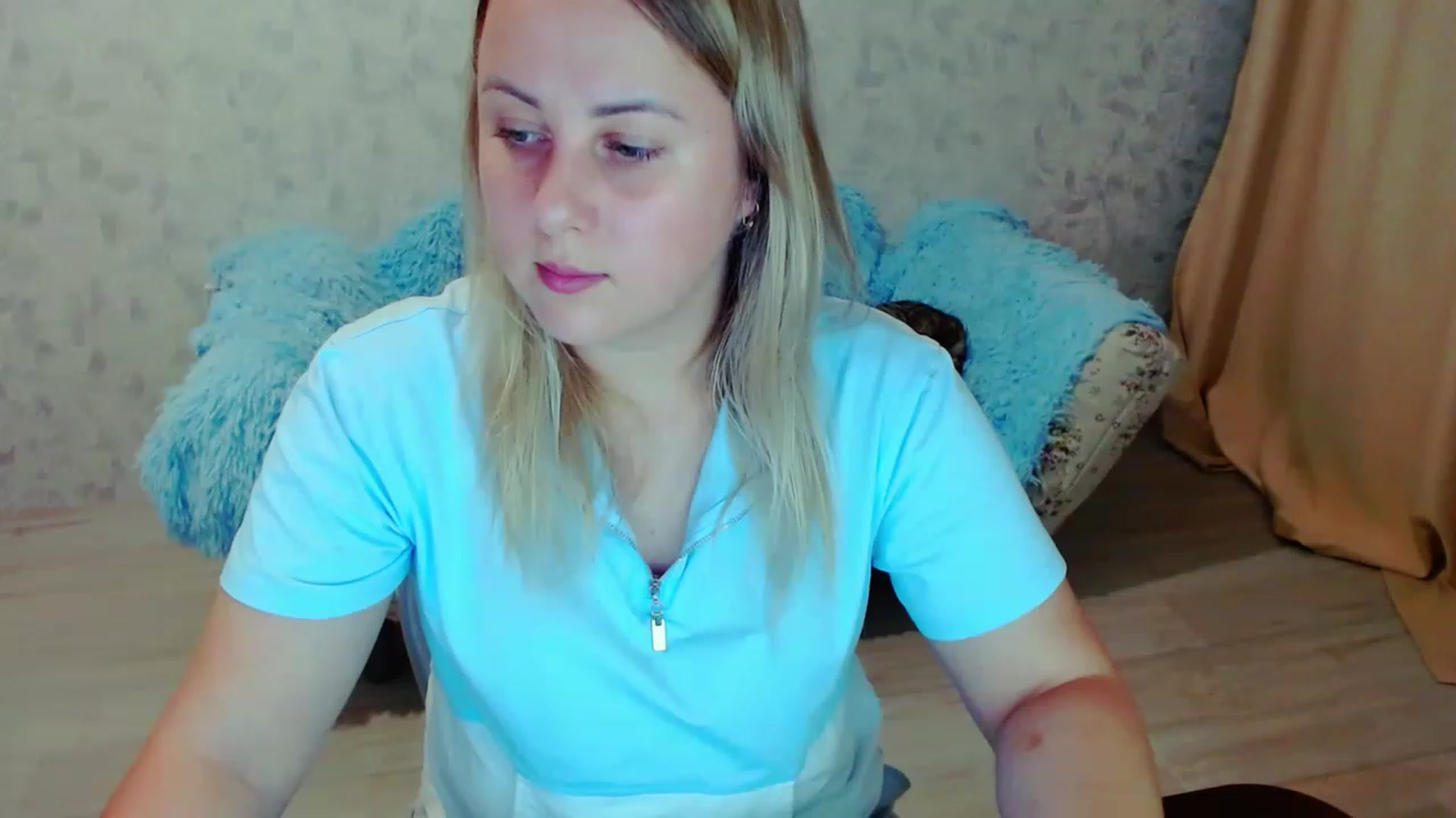Gallery image thumbnail from Heart_beat07's myfreecams stream on, 08/02/2023, 21:12 image 12 of 20