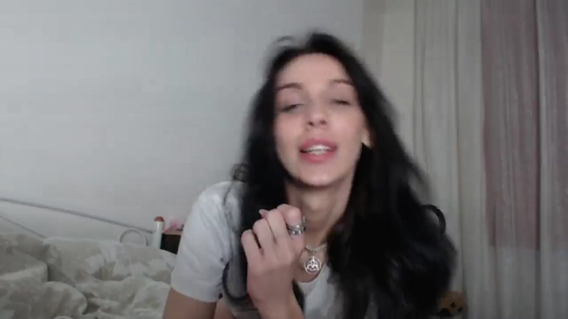 Gallery image thumbnail from HeartsQueen's myfreecams stream on, 05/03/2025, 23:13 image 4 of 20