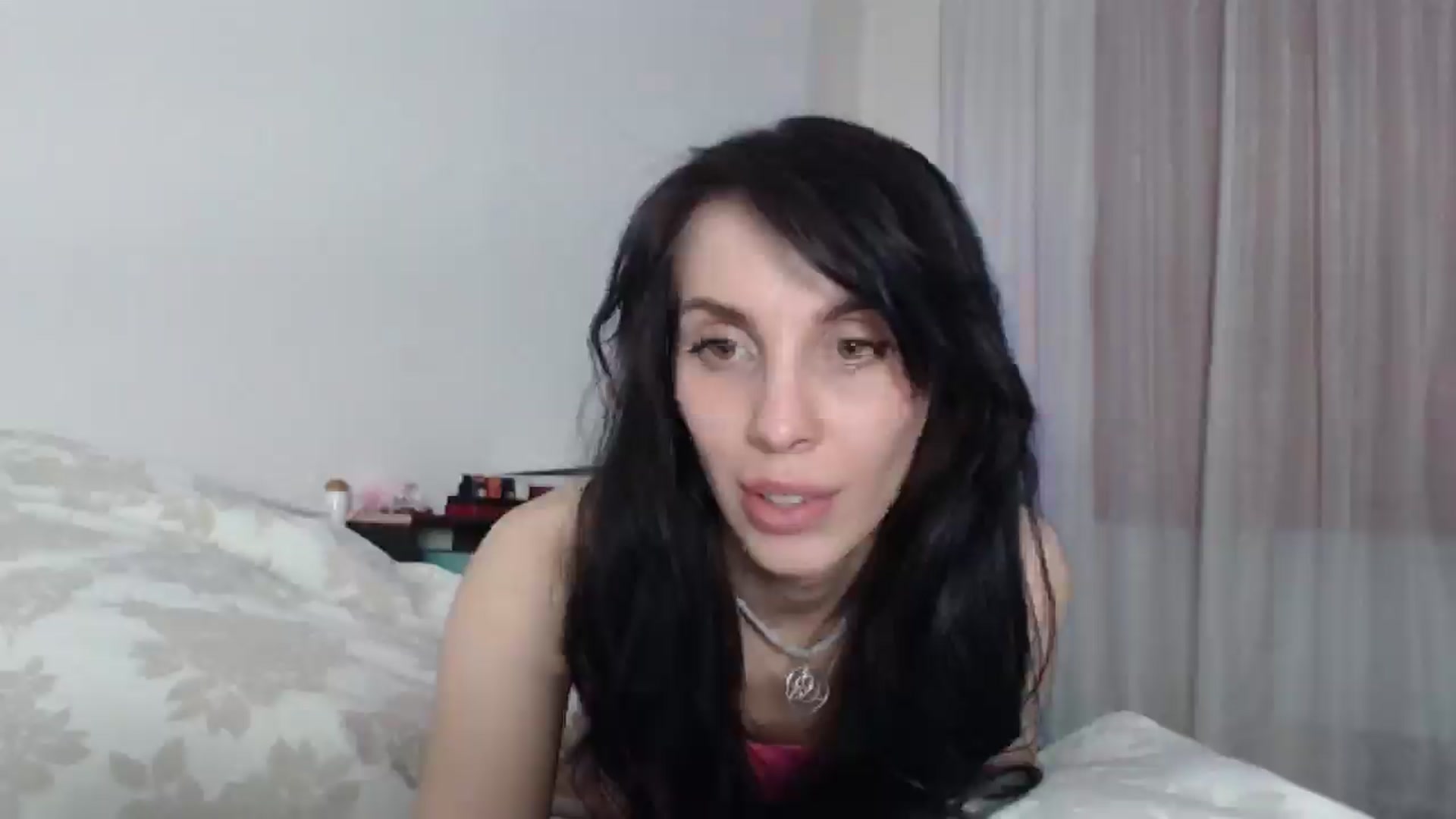 Gallery image thumbnail from HeartsQueen's myfreecams stream on, 05/04/2025, 14:43 image 11 of 20