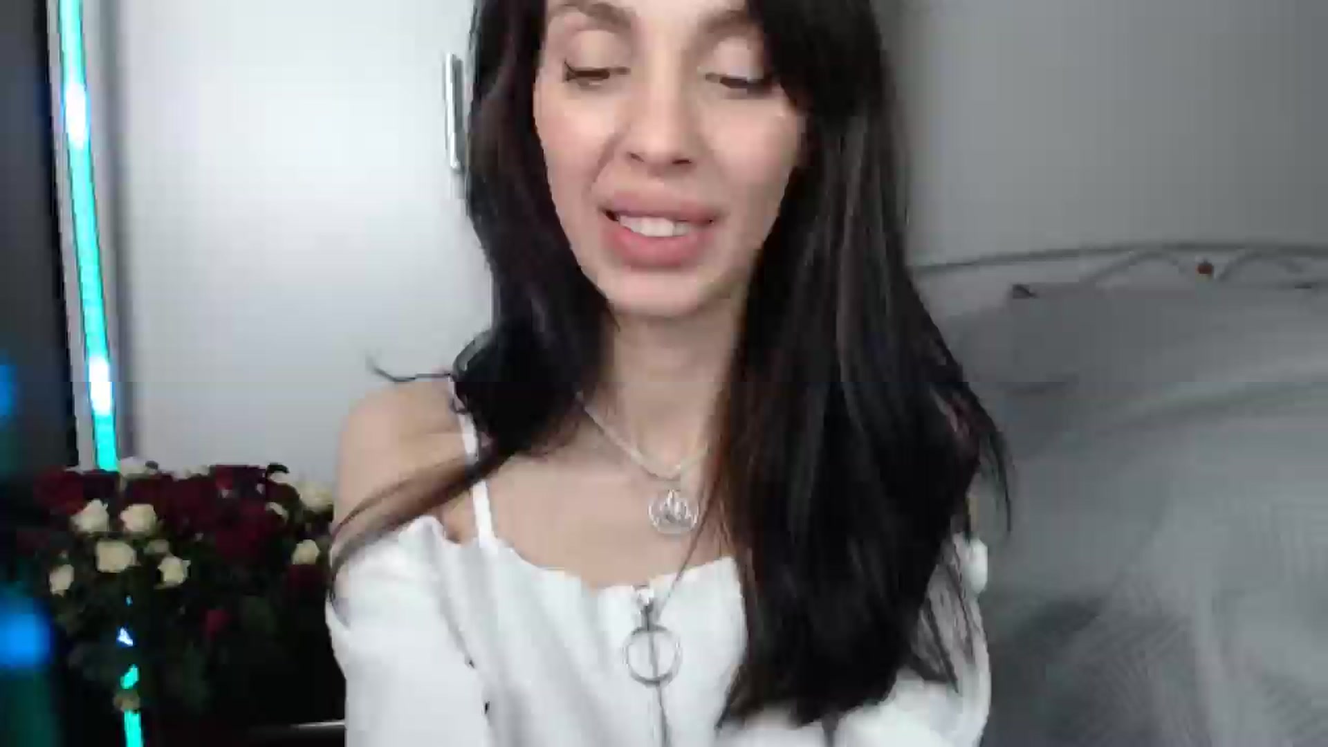 Gallery image thumbnail from HeartsQueen's myfreecams stream on, 05/11/2025, 11:38 image 13 of 20
