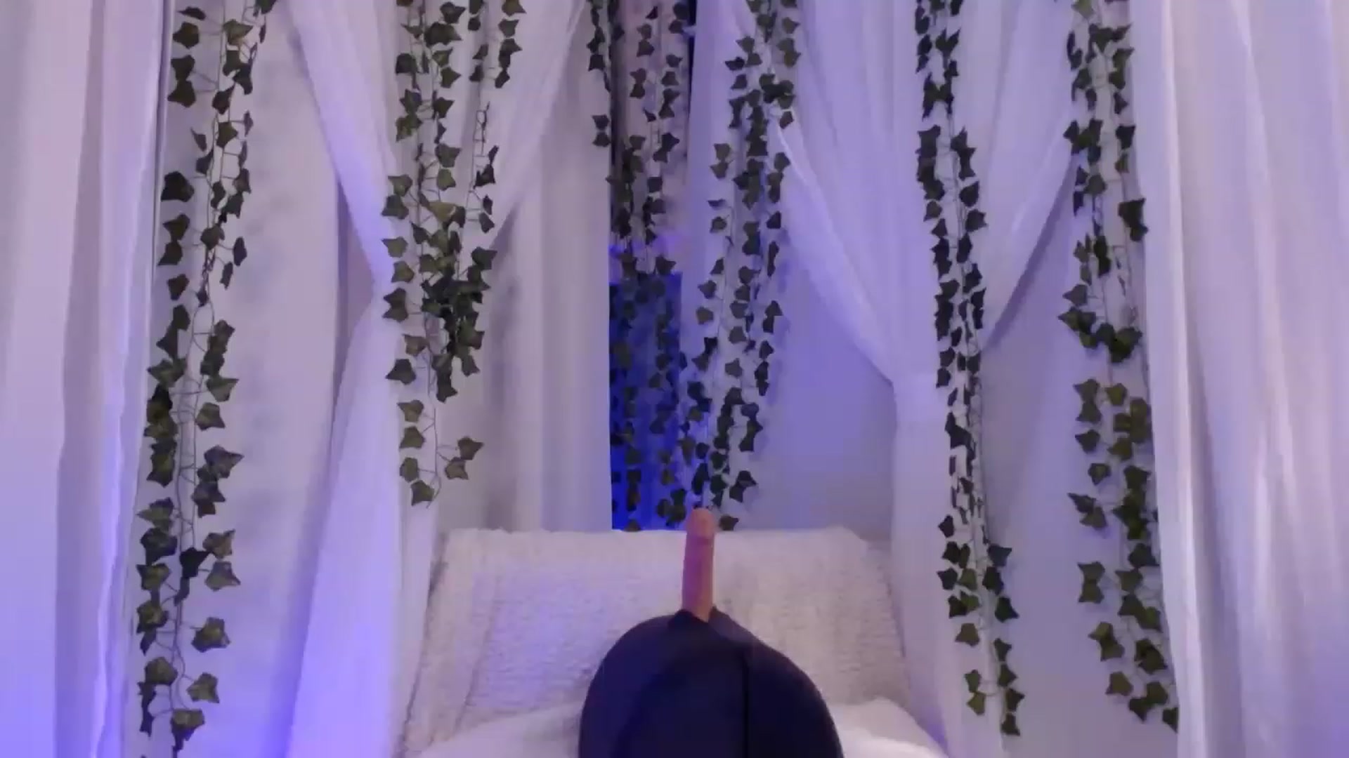 Gallery image thumbnail from Heather420's myfreecams stream on, 01/29/2023, 06:38 image 15 of 20