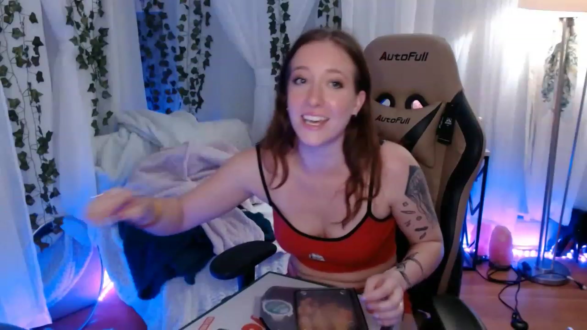 Gallery image thumbnail from Heather420's myfreecams stream on, 03/13/2023, 03:53 image 7 of 20
