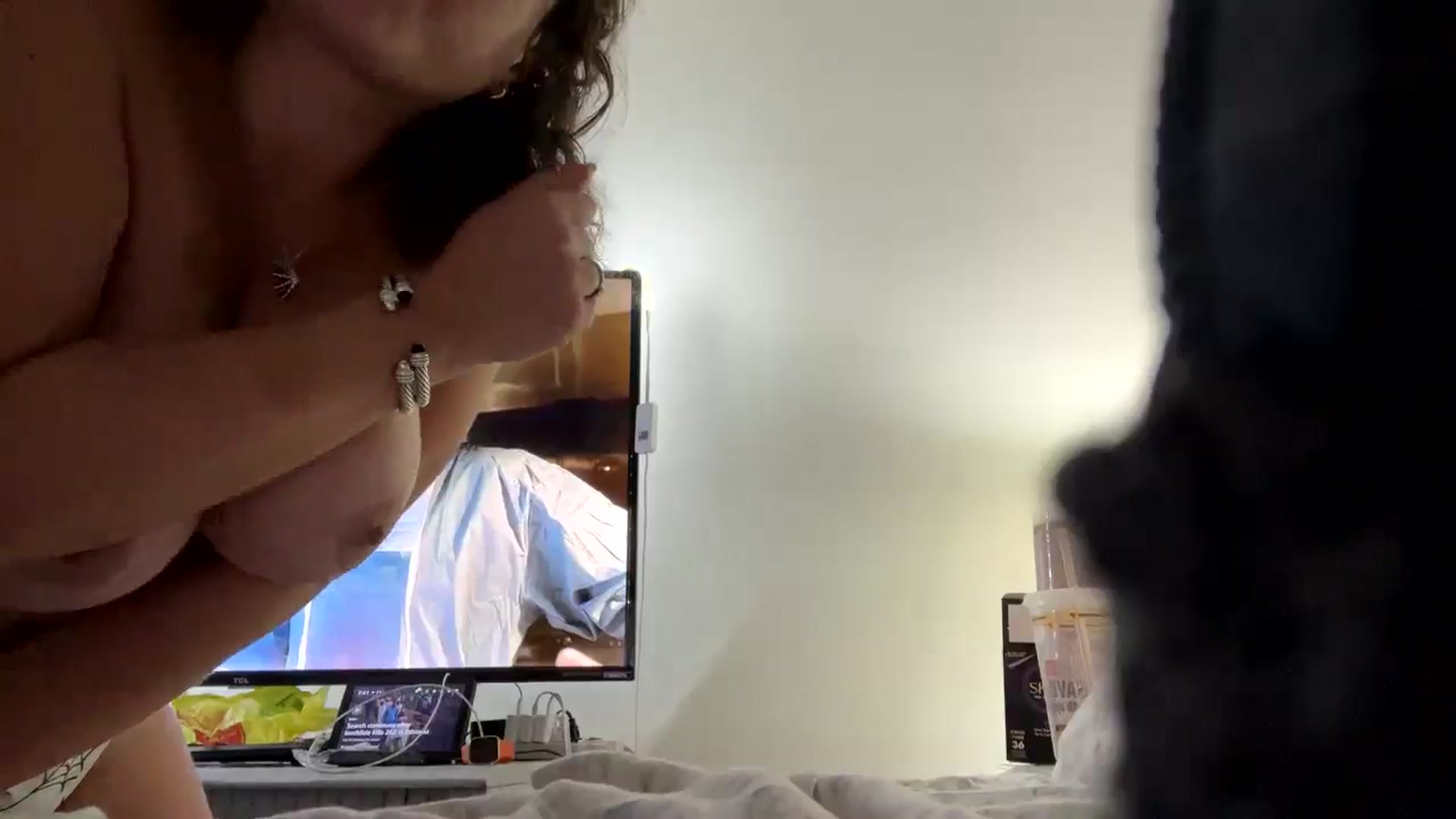 Gallery image thumbnail from HeatherRiley's myfreecams stream on, 07/28/2024, 13:05 image 9 of 20