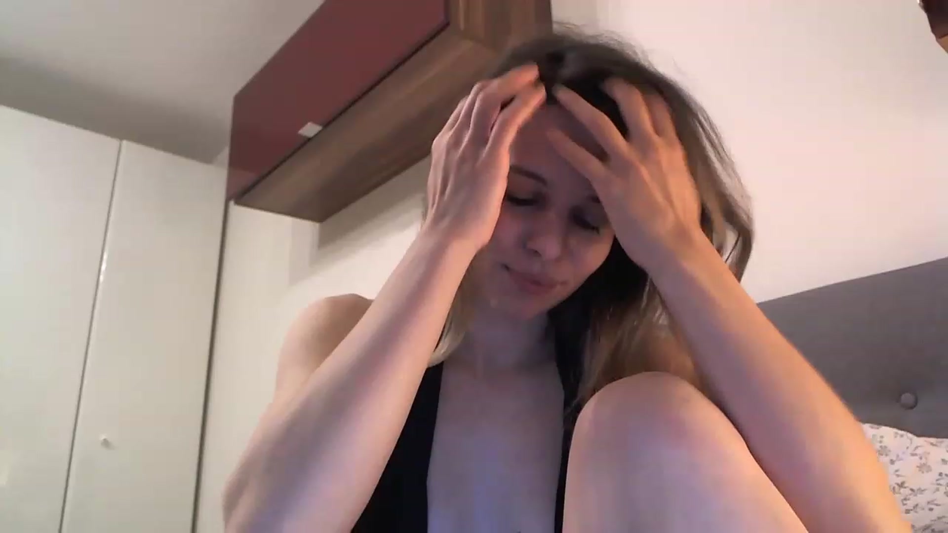 Gallery image thumbnail from Heaven_hot's myfreecams stream on, 11/18/2022, 18:21 image 15 of 20