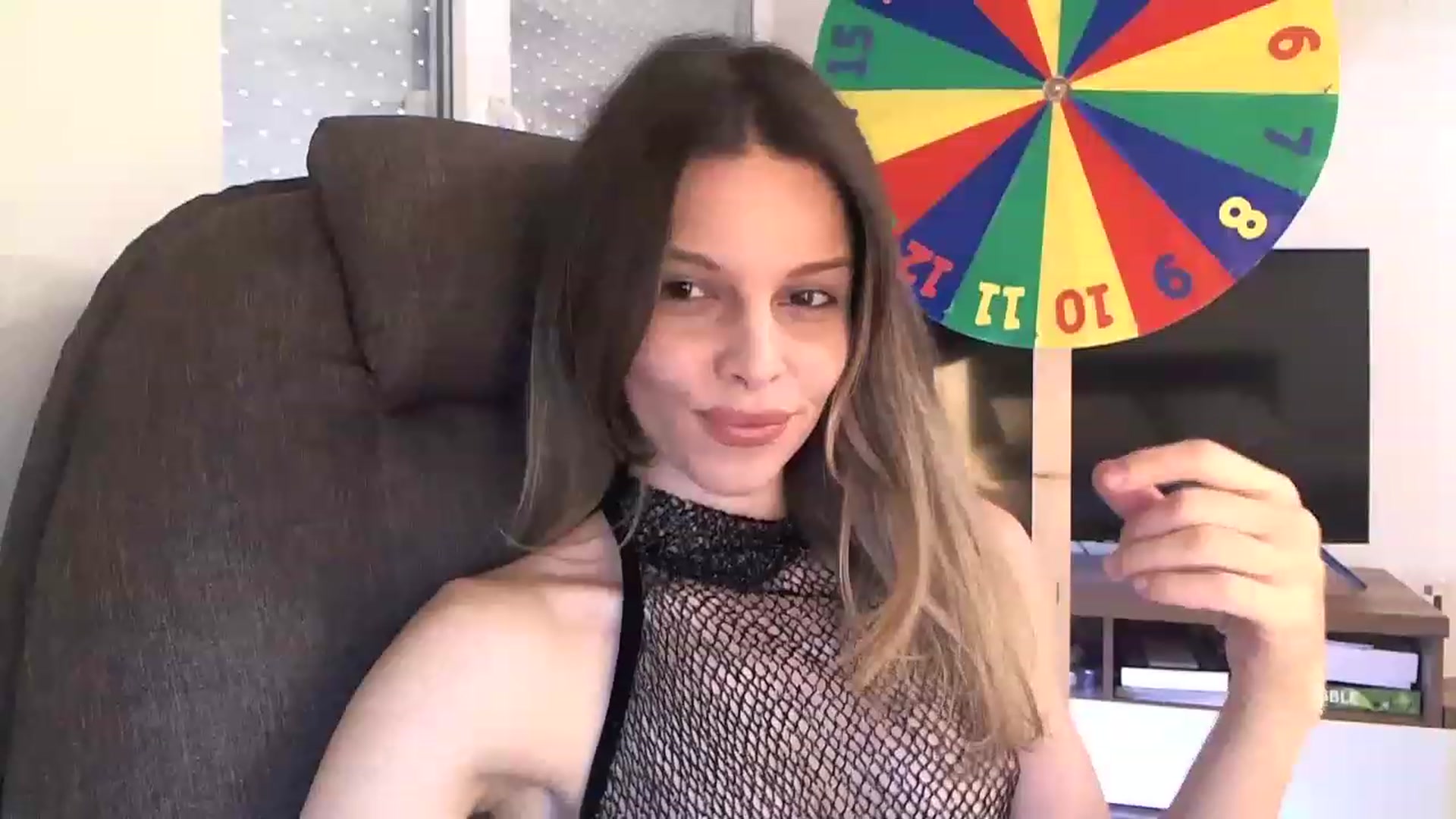 Gallery image thumbnail from Heaven_hot's myfreecams stream on, 12/01/2022, 13:17 image 9 of 20