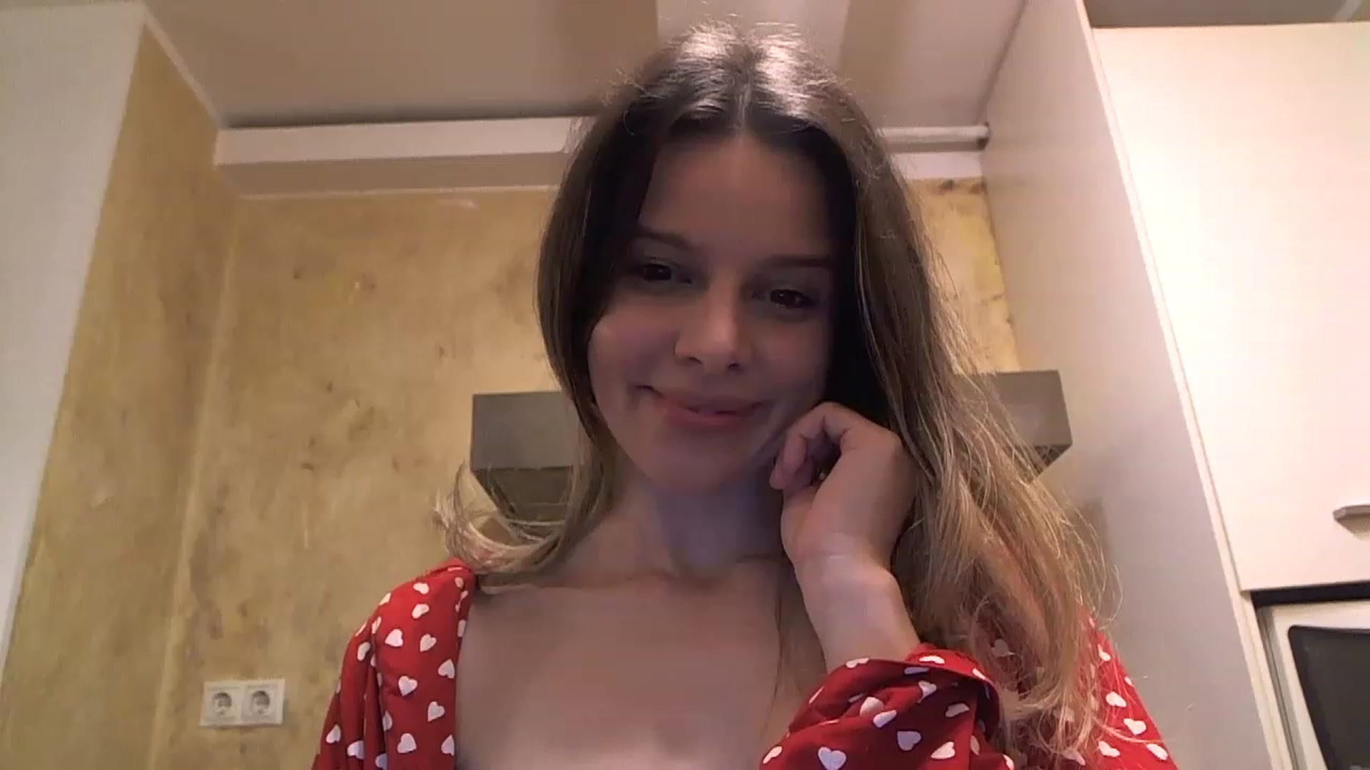 Gallery image thumbnail from Heaven_hot's myfreecams stream on, 12/01/2022, 14:19 image 18 of 20