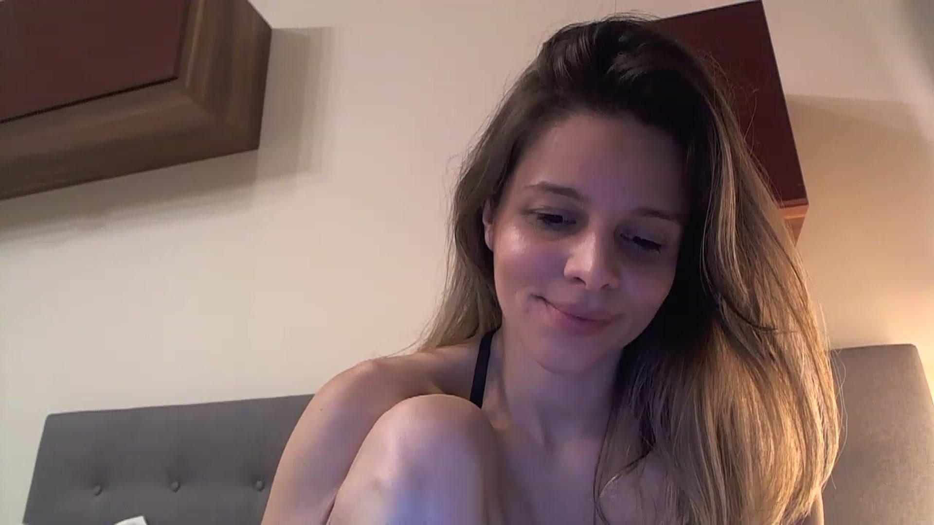 Gallery image thumbnail from Heaven_hot's myfreecams stream on, 12/01/2022, 19:02 image 17 of 20