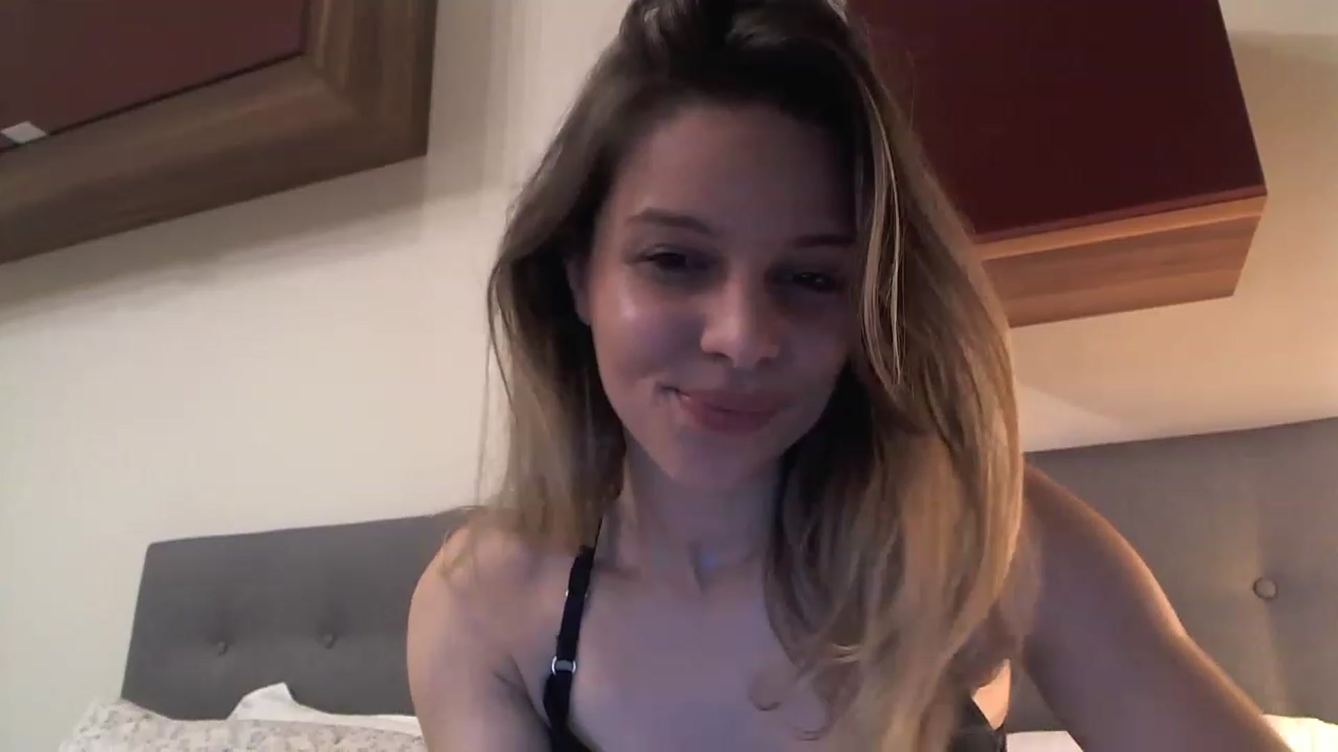 Gallery image thumbnail from Heaven_hot's myfreecams stream on, 12/01/2022, 19:02 image 20 of 20