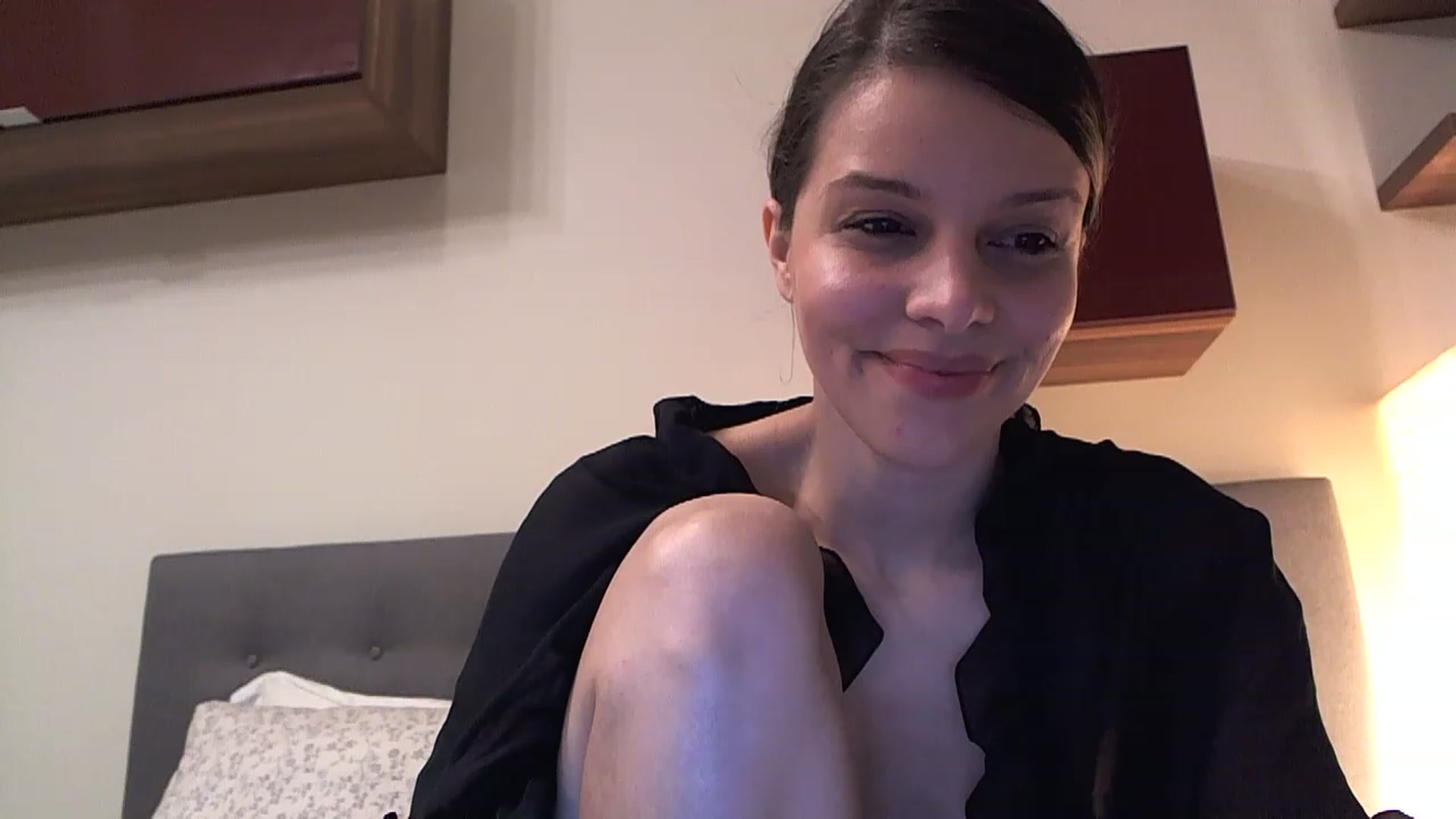 Gallery image thumbnail from Heaven_hot's myfreecams stream on, 12/03/2022, 16:17 image 11 of 20