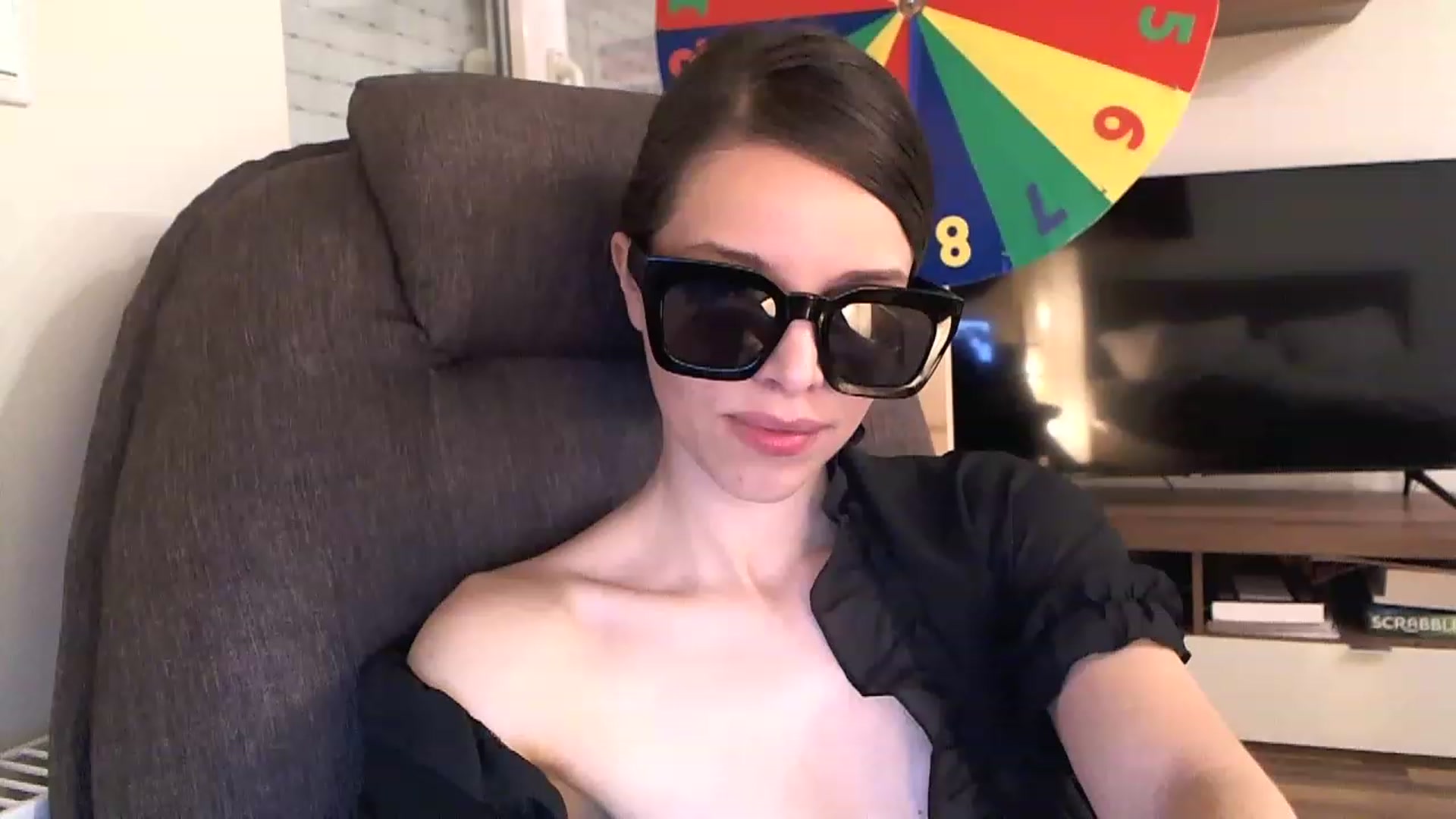 Gallery image thumbnail from Heaven_hot's myfreecams stream on, 12/03/2022, 16:17 image 20 of 20