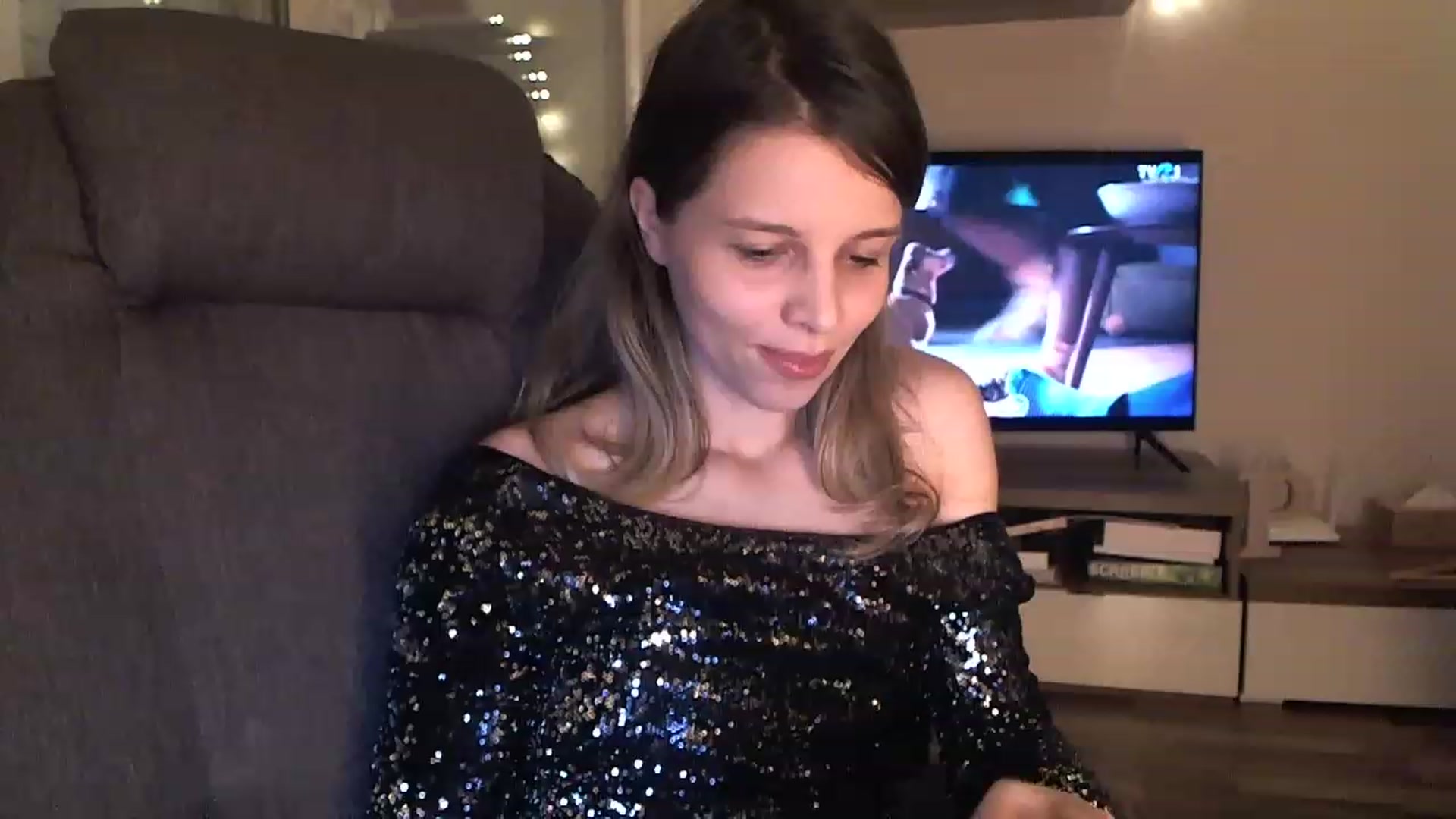 Gallery image thumbnail from Heaven_hot's myfreecams stream on, 12/09/2022, 20:15 image 16 of 20