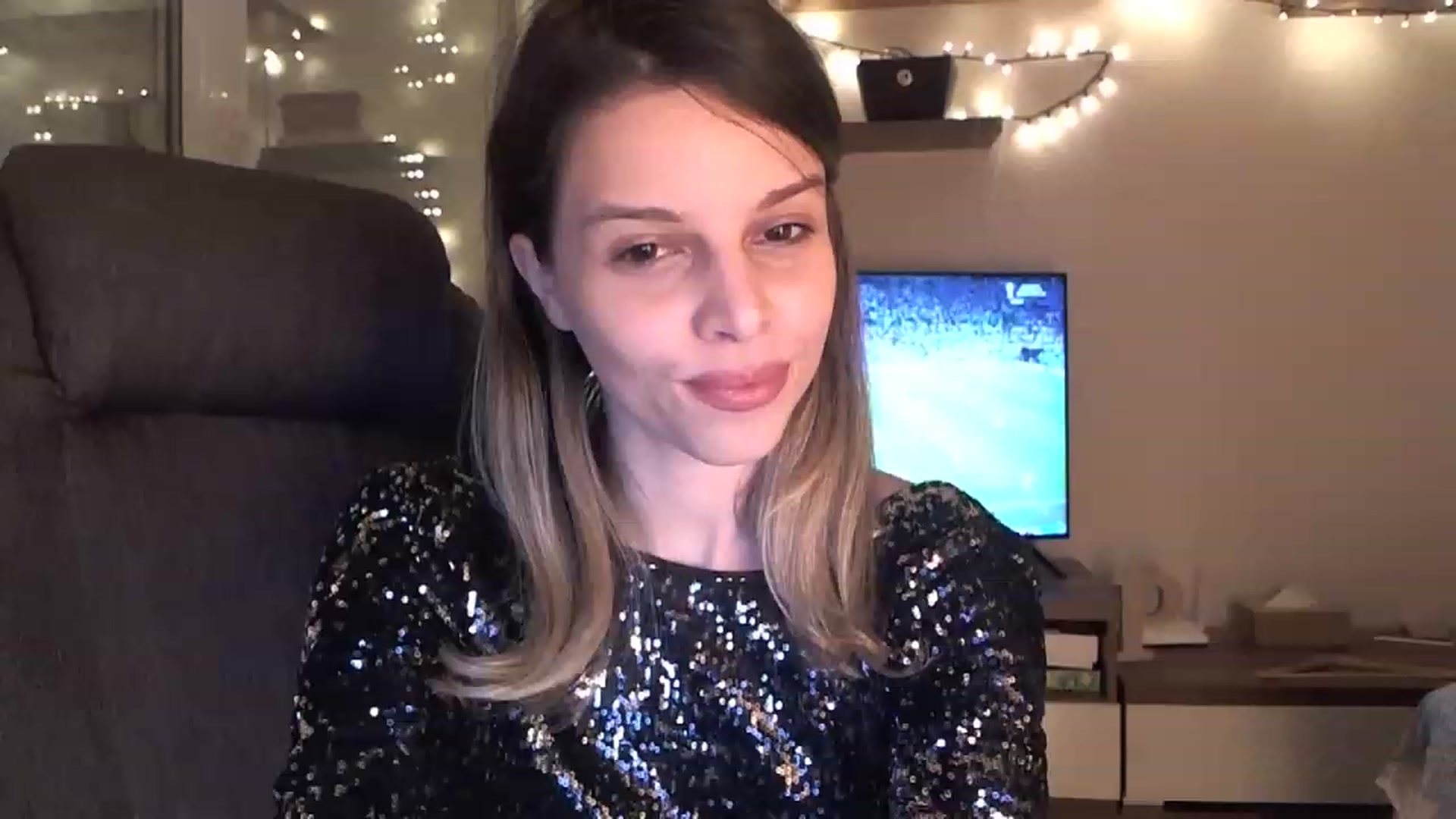 Gallery image thumbnail from Heaven_hot's myfreecams stream on, 12/09/2022, 20:15 image 2 of 20