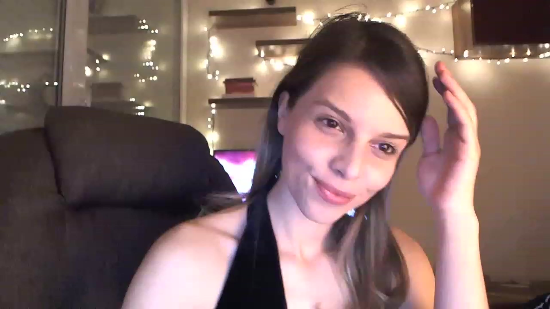 Gallery image thumbnail from Heaven_hot's myfreecams stream on, 12/10/2022, 14:49 image 18 of 20