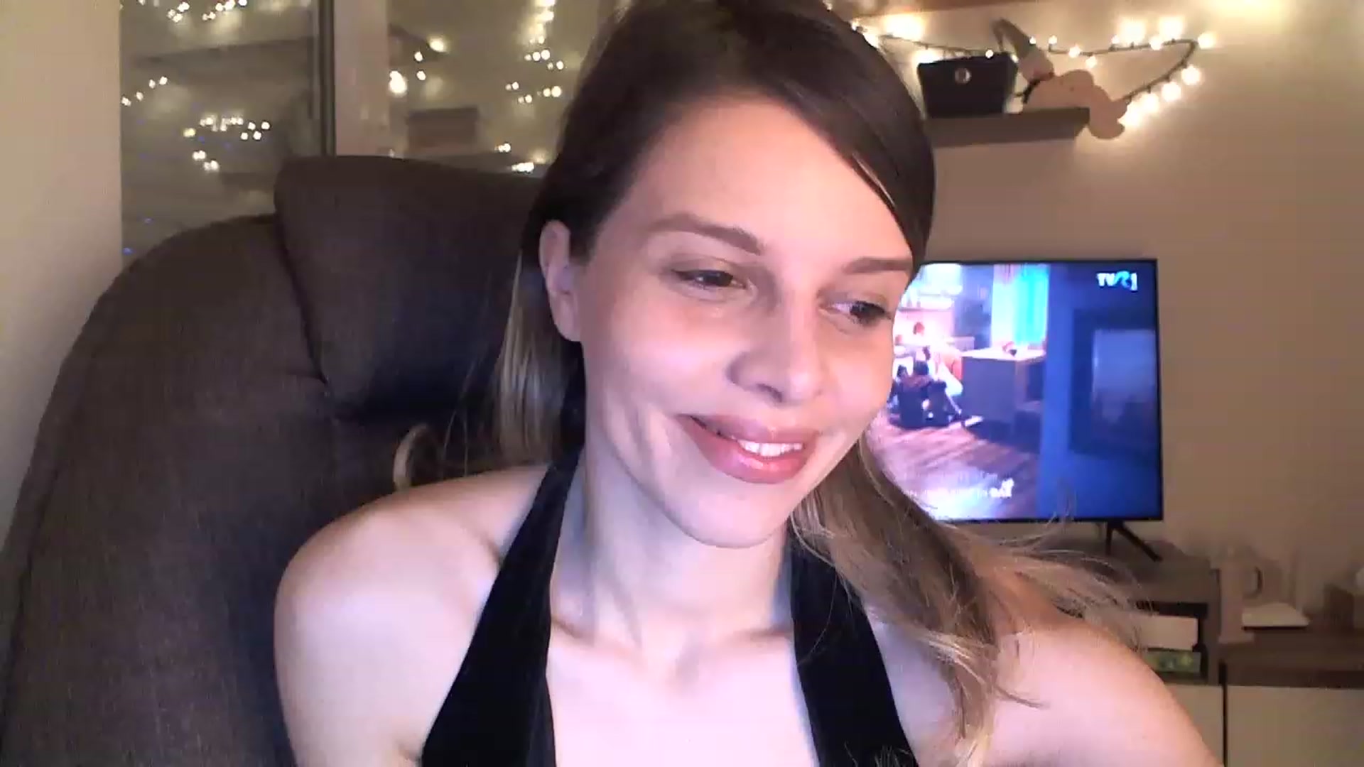 Gallery image thumbnail from Heaven_hot's myfreecams stream on, 12/10/2022, 14:49 image 14 of 20
