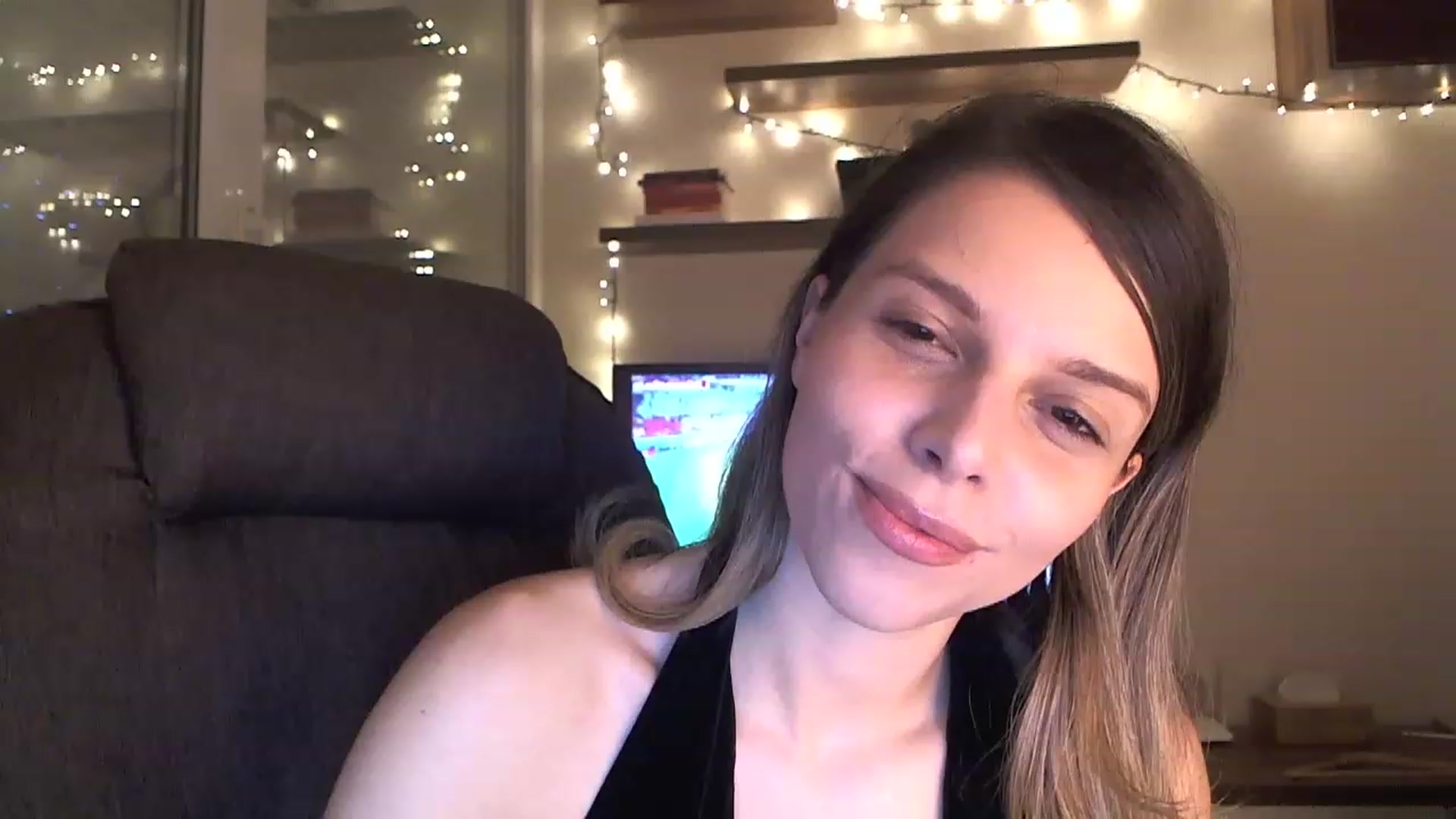 Gallery image thumbnail from Heaven_hot's myfreecams stream on, 12/10/2022, 14:49 image 8 of 20