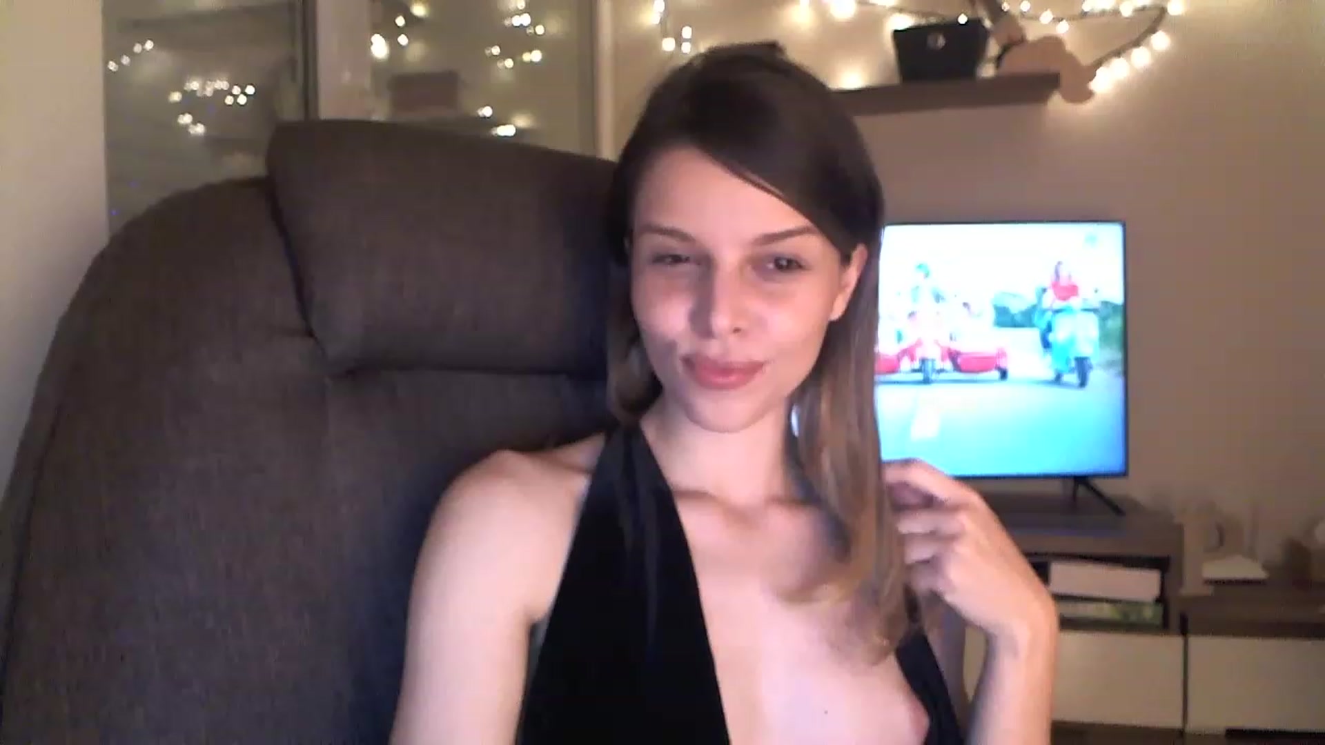 Gallery image thumbnail from Heaven_hot's myfreecams stream on, 12/10/2022, 14:49 image 17 of 20