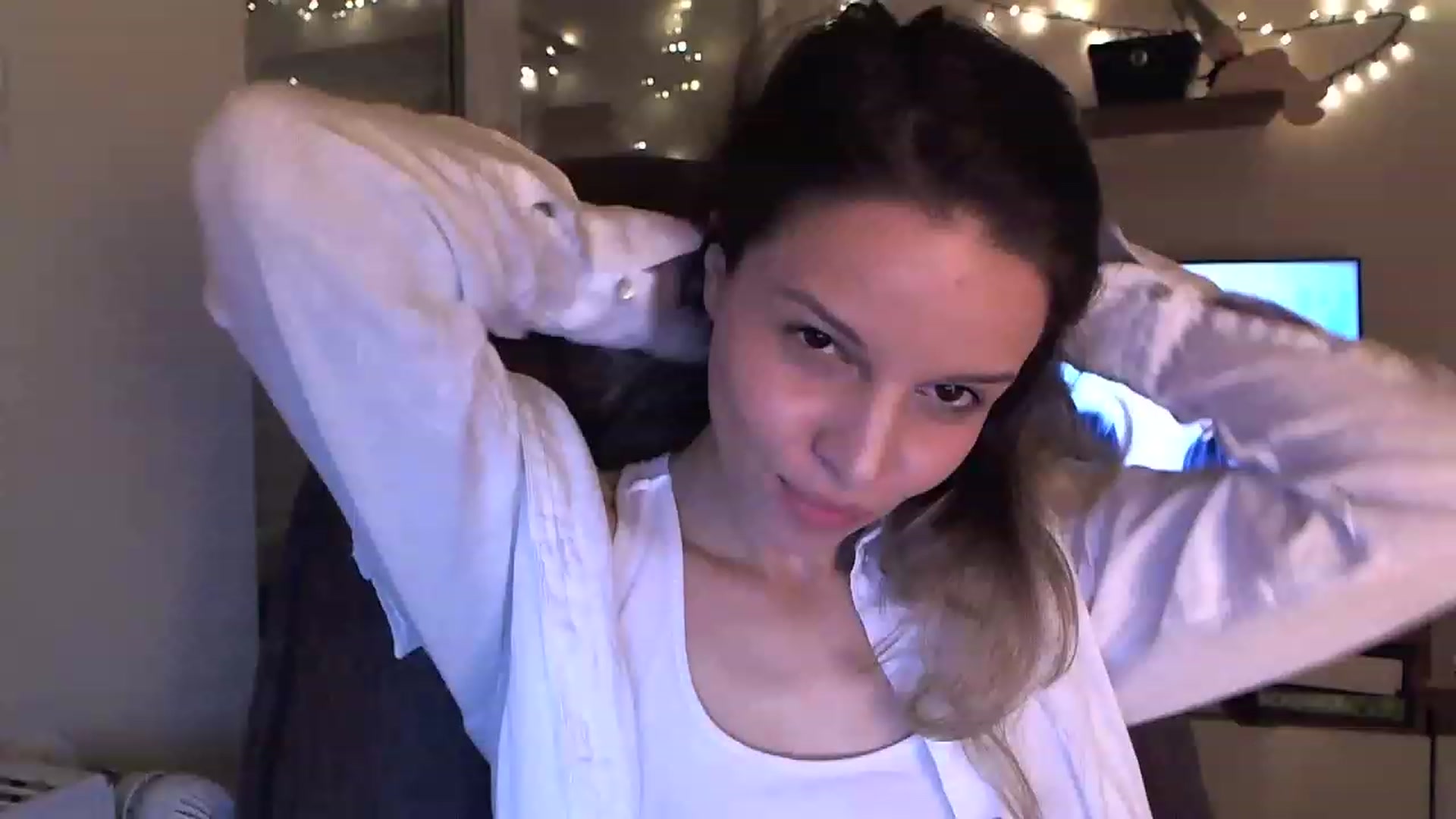 Gallery image thumbnail from Heaven_hot's myfreecams stream on, 12/11/2022, 18:03 image 3 of 20