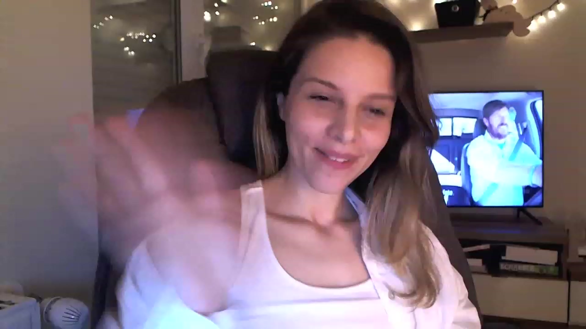 Gallery image thumbnail from Heaven_hot's myfreecams stream on, 12/11/2022, 18:03 image 20 of 20