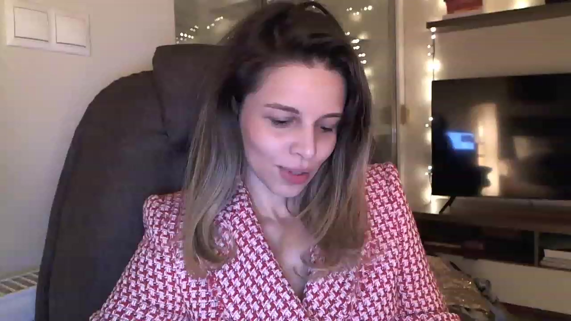 Gallery image thumbnail from Heaven_hot's myfreecams stream on, 12/15/2022, 17:48 image 9 of 20