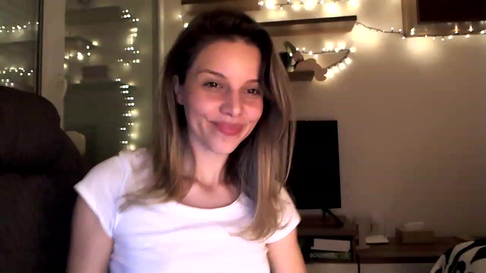 Gallery image thumbnail from Heaven_hot's myfreecams stream on, 12/16/2022, 18:14 image 14 of 20