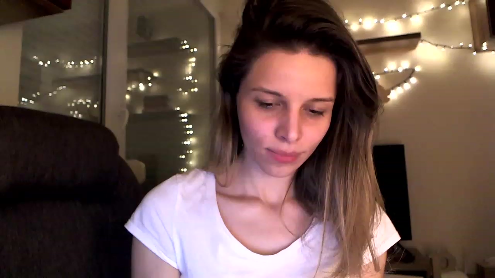 Gallery image thumbnail from Heaven_hot's myfreecams stream on, 12/16/2022, 18:14 image 18 of 20