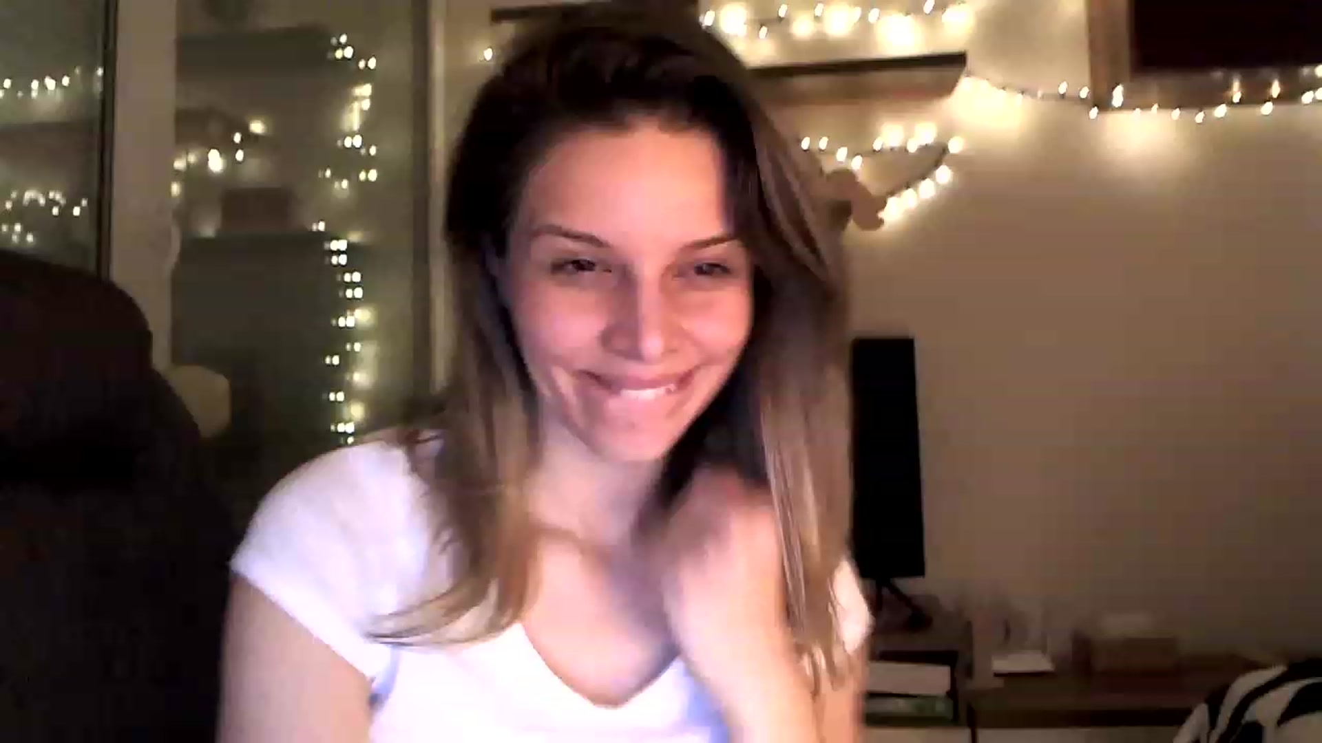Gallery image thumbnail from Heaven_hot's myfreecams stream on, 12/16/2022, 18:14 image 13 of 20