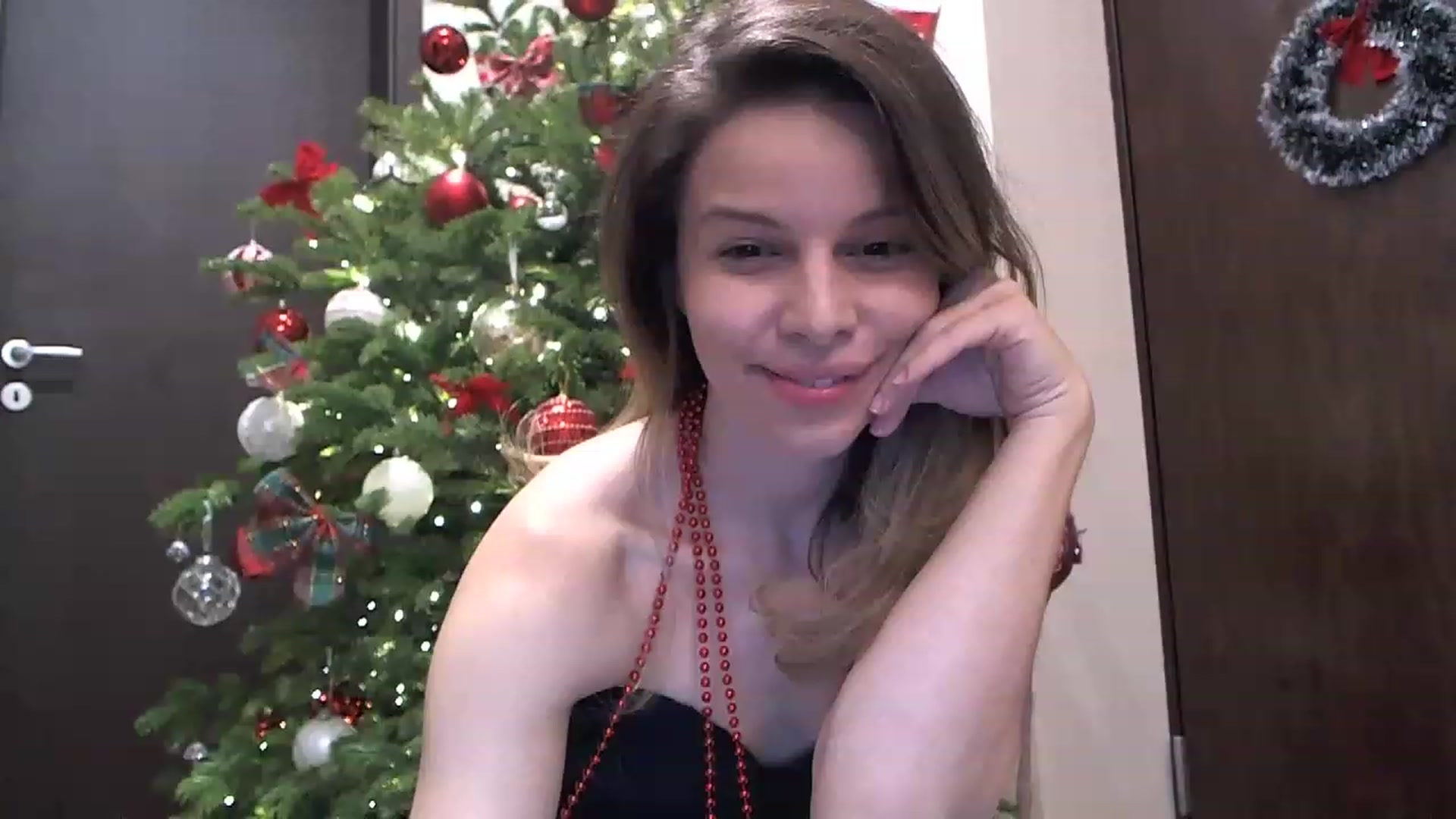 Gallery image thumbnail from Heaven_hot's myfreecams stream on, 12/19/2022, 18:05 image 14 of 20