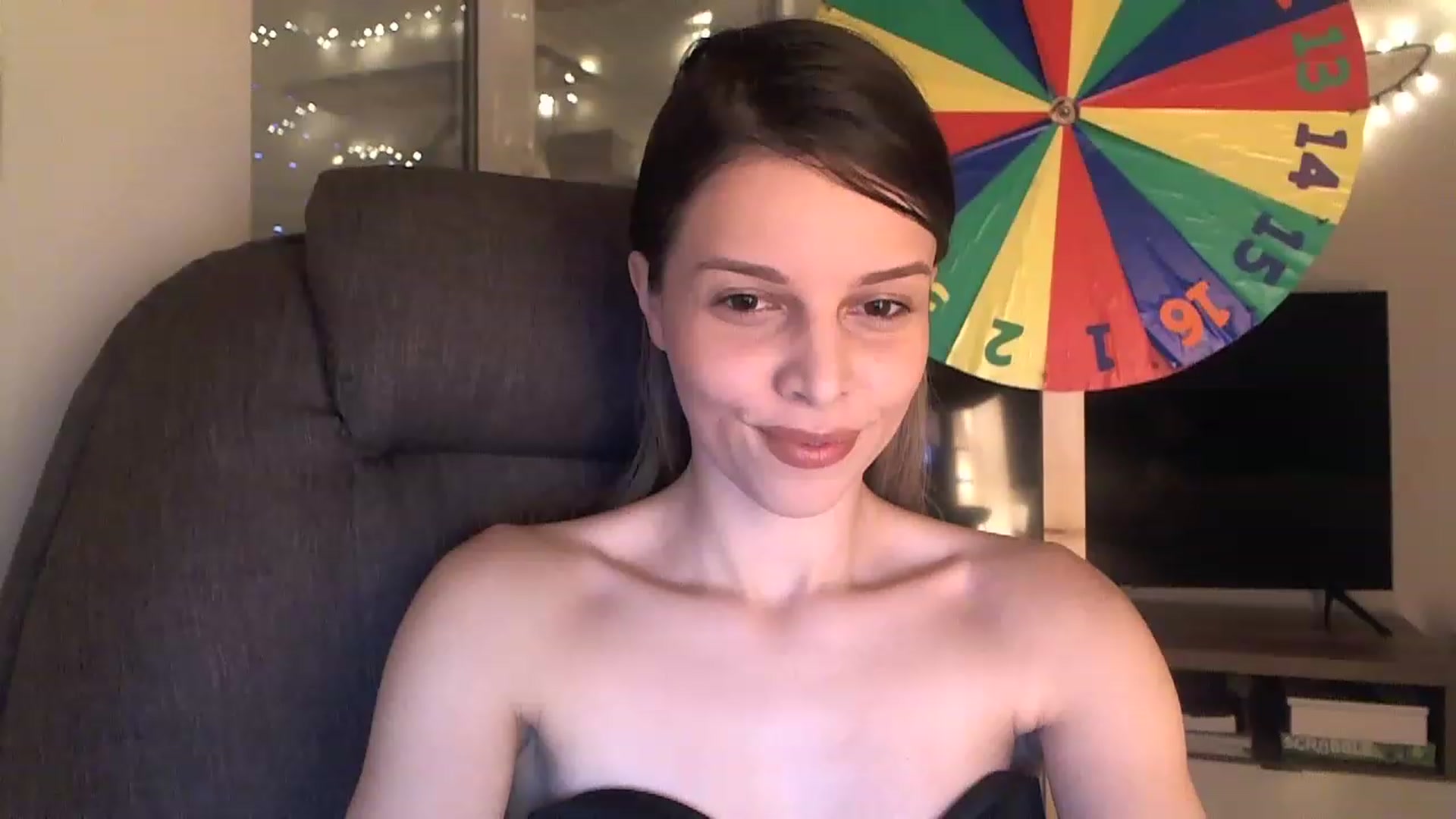 Gallery image thumbnail from Heaven_hot's myfreecams stream on, 12/29/2022, 15:35 image 1 of 20
