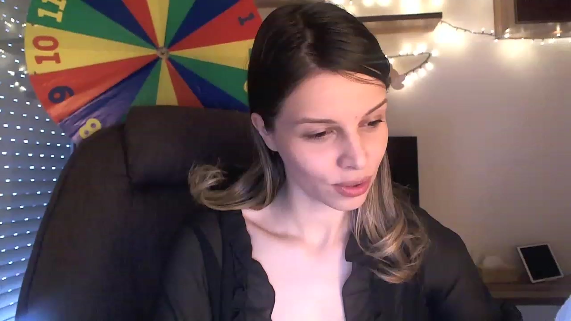 Gallery image thumbnail from Heaven_hot's myfreecams stream on, 12/30/2022, 13:10 image 18 of 20