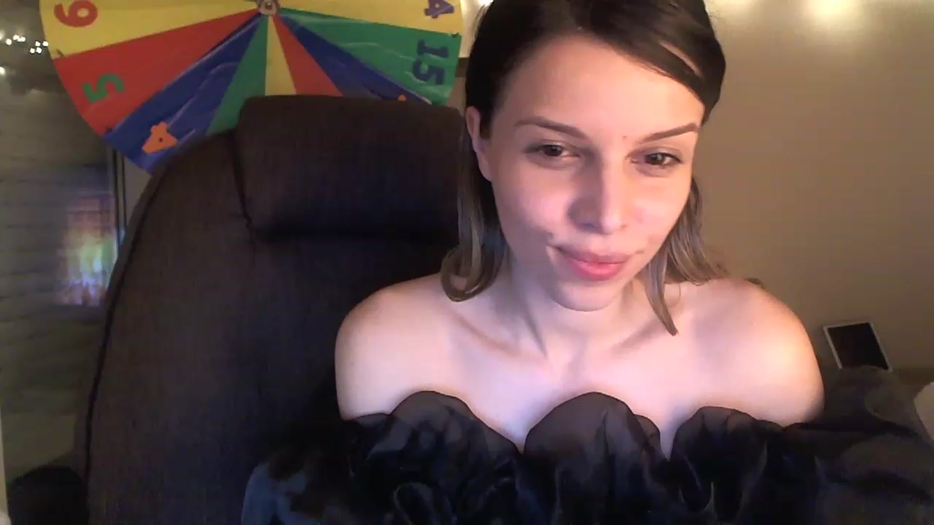 Gallery image thumbnail from Heaven_hot's myfreecams stream on, 12/30/2022, 16:07 image 11 of 20