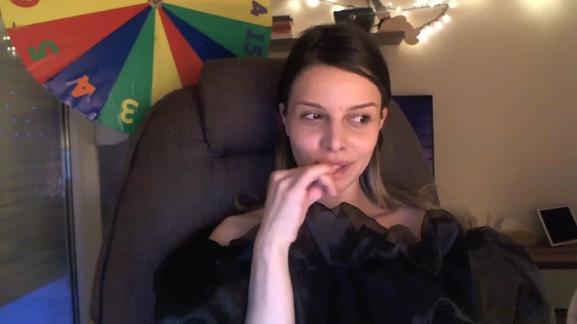 Gallery image thumbnail from Heaven_hot's myfreecams stream on, 12/30/2022, 16:07 image 2 of 20