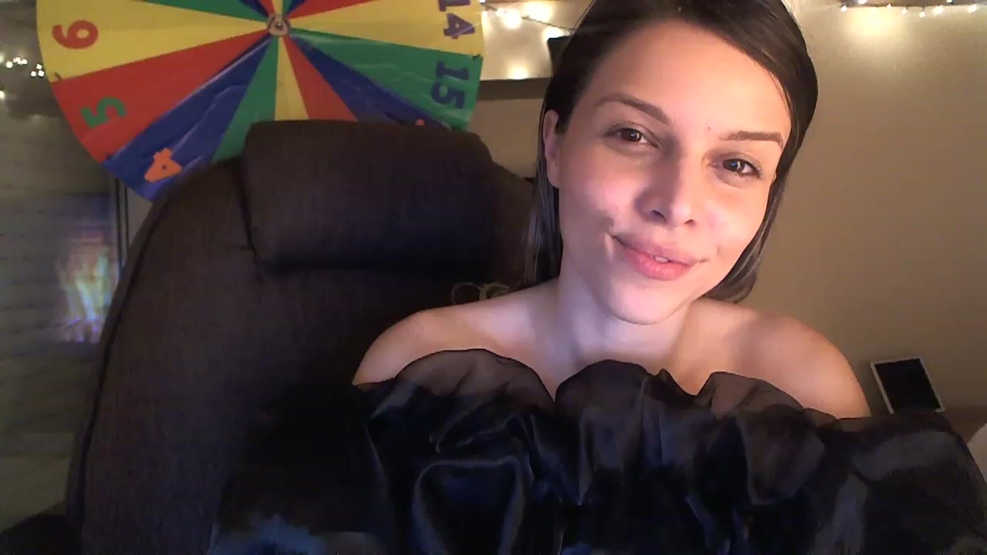 Gallery image thumbnail from Heaven_hot's myfreecams stream on, 12/30/2022, 16:07 image 12 of 20