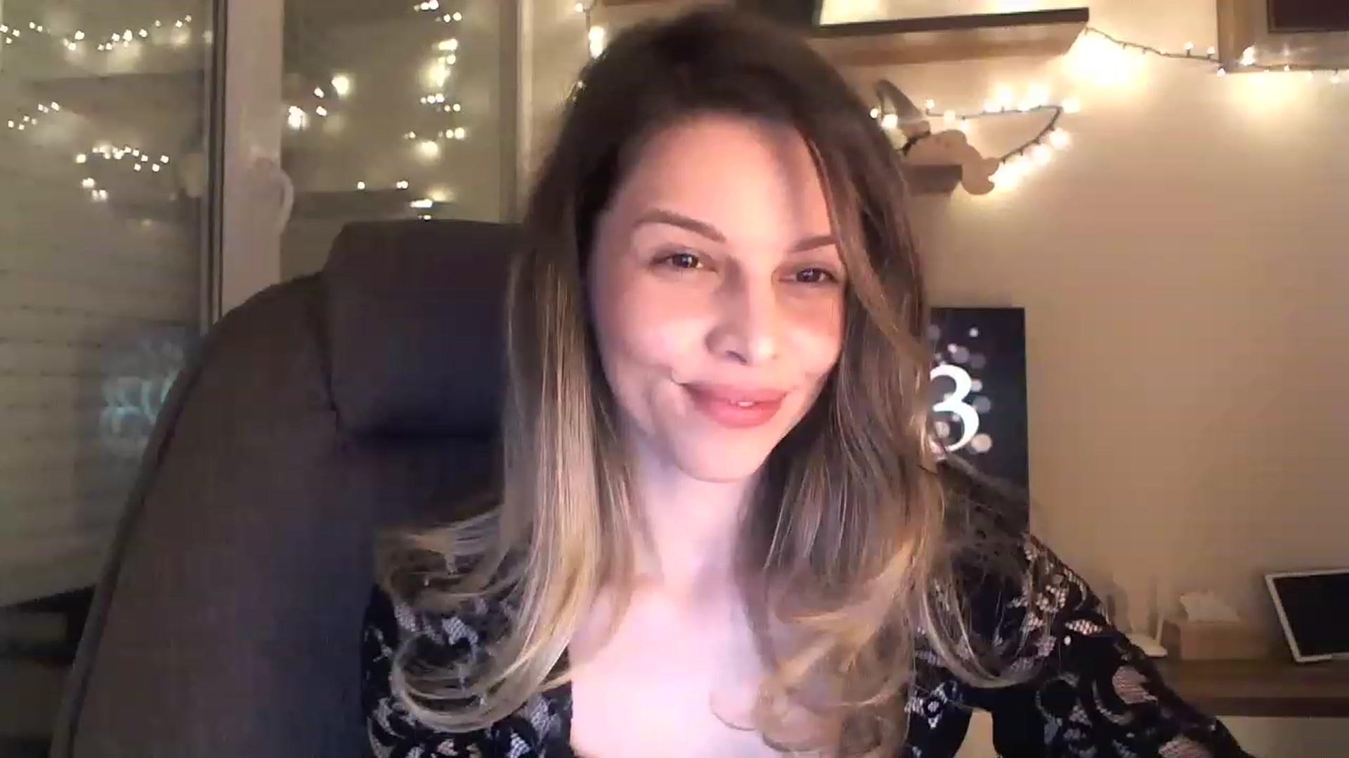 Gallery image thumbnail from Heaven_hot's myfreecams stream on, 12/31/2022, 17:23 image 3 of 20