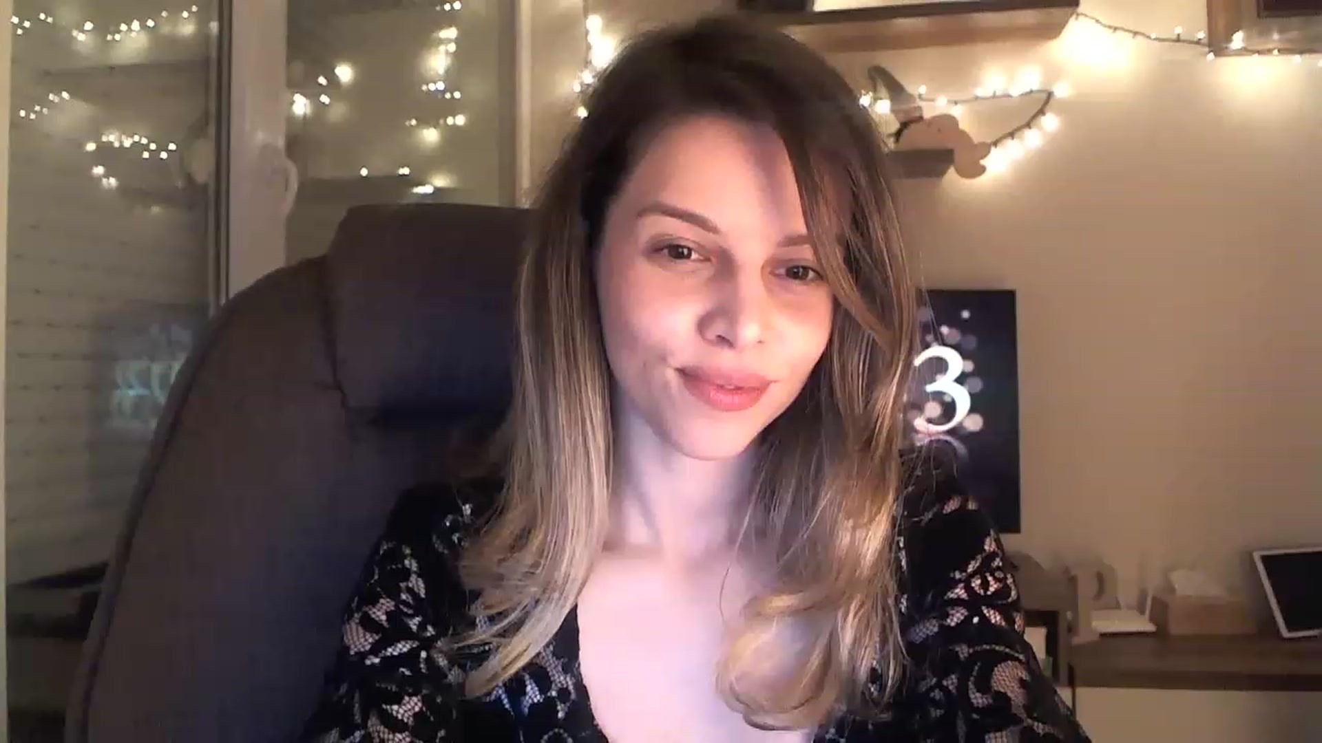 Gallery image thumbnail from Heaven_hot's myfreecams stream on, 12/31/2022, 17:23 image 16 of 20