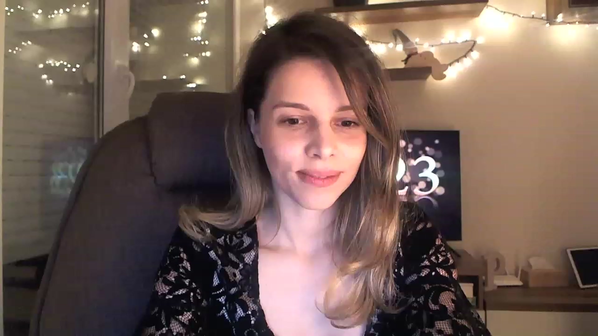 Gallery image thumbnail from Heaven_hot's myfreecams stream on, 12/31/2022, 17:23 image 14 of 20
