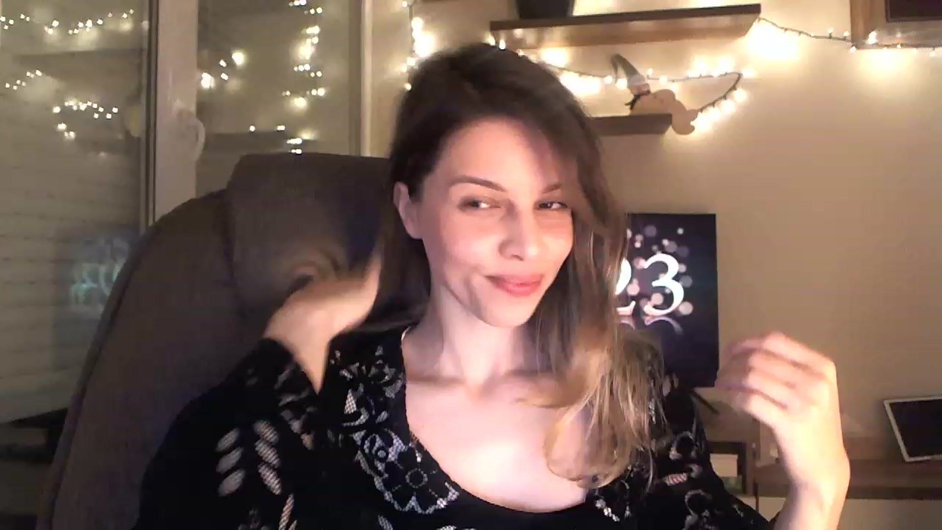 Gallery image thumbnail from Heaven_hot's myfreecams stream on, 12/31/2022, 17:23 image 11 of 20