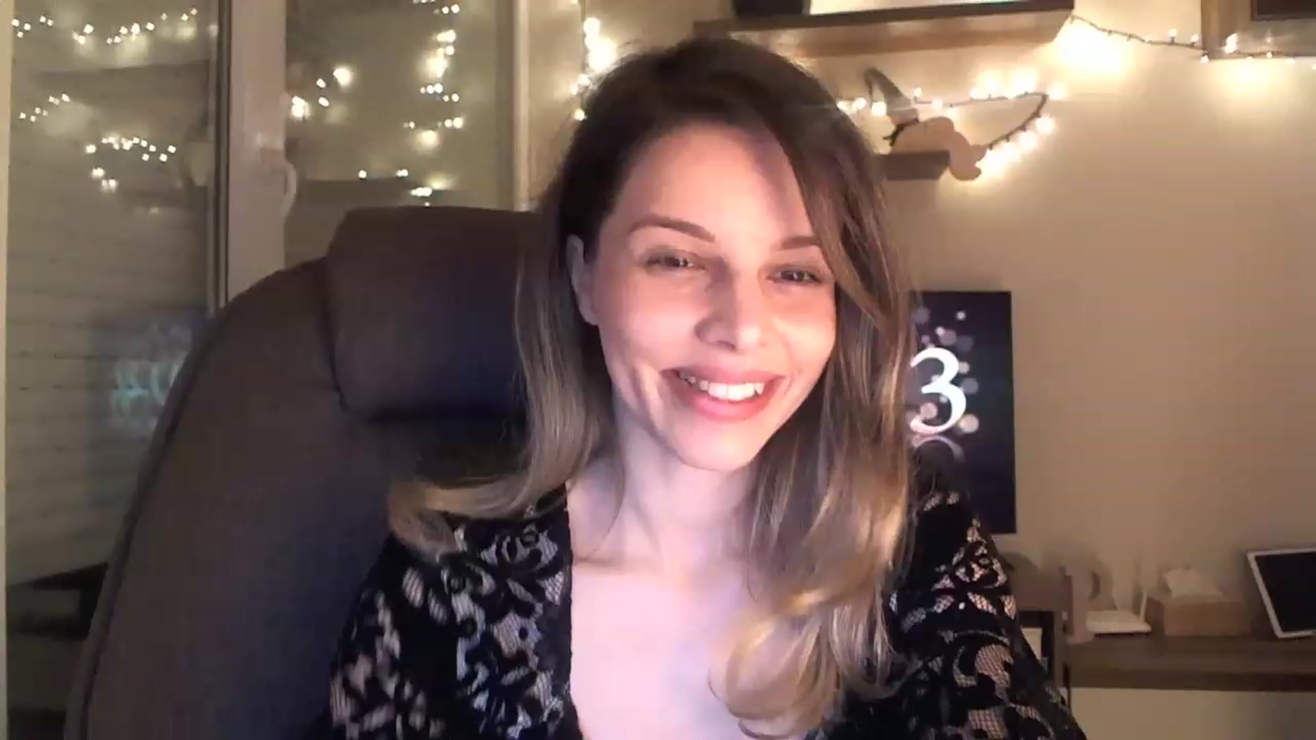 Gallery image thumbnail from Heaven_hot's myfreecams stream on, 12/31/2022, 17:23 image 13 of 20